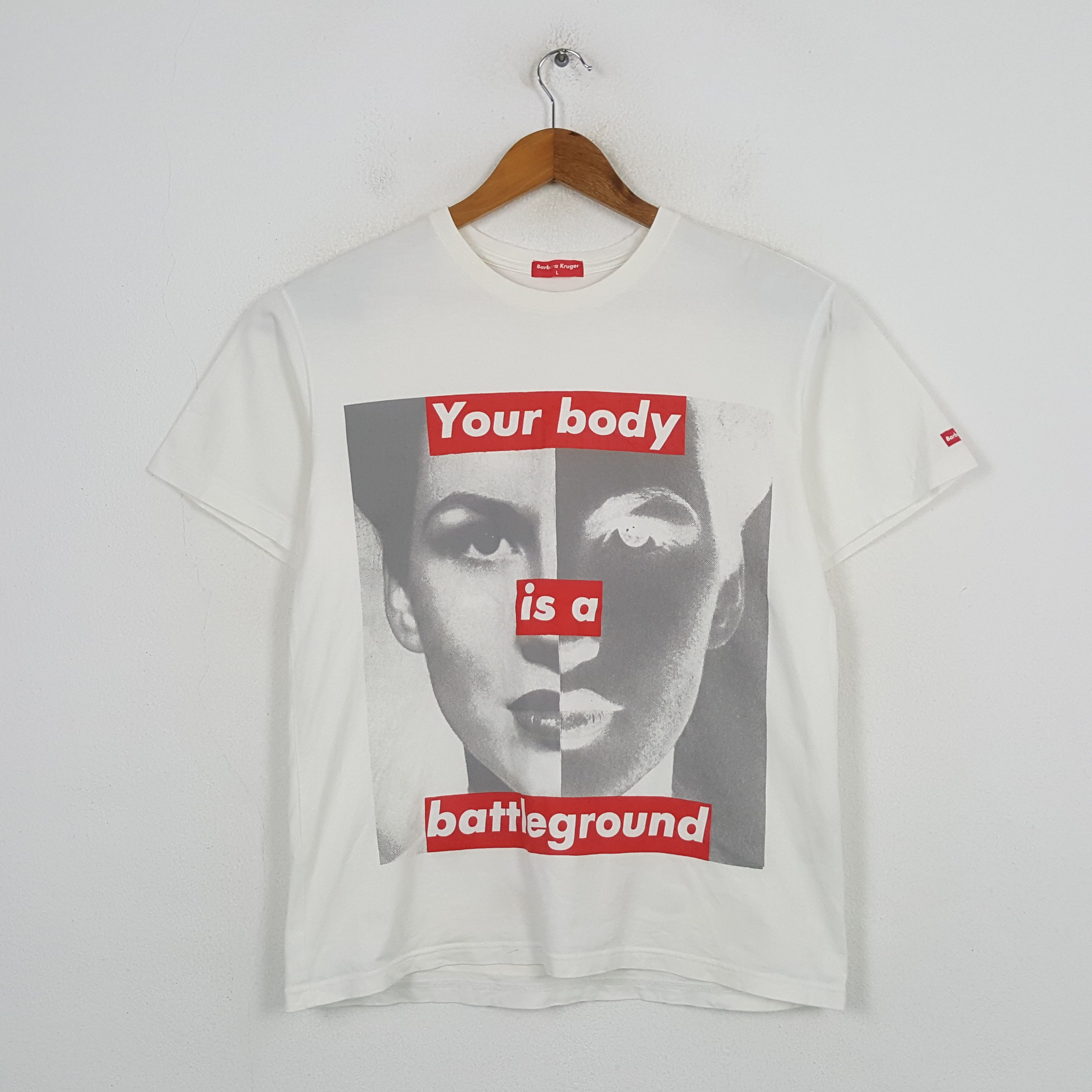 Barbara Kruger Vintage Barbara Kruger American Art Artist T-Shirt C299N80 Size US L / EU 52-54 / 3 - 1 Thumbnail