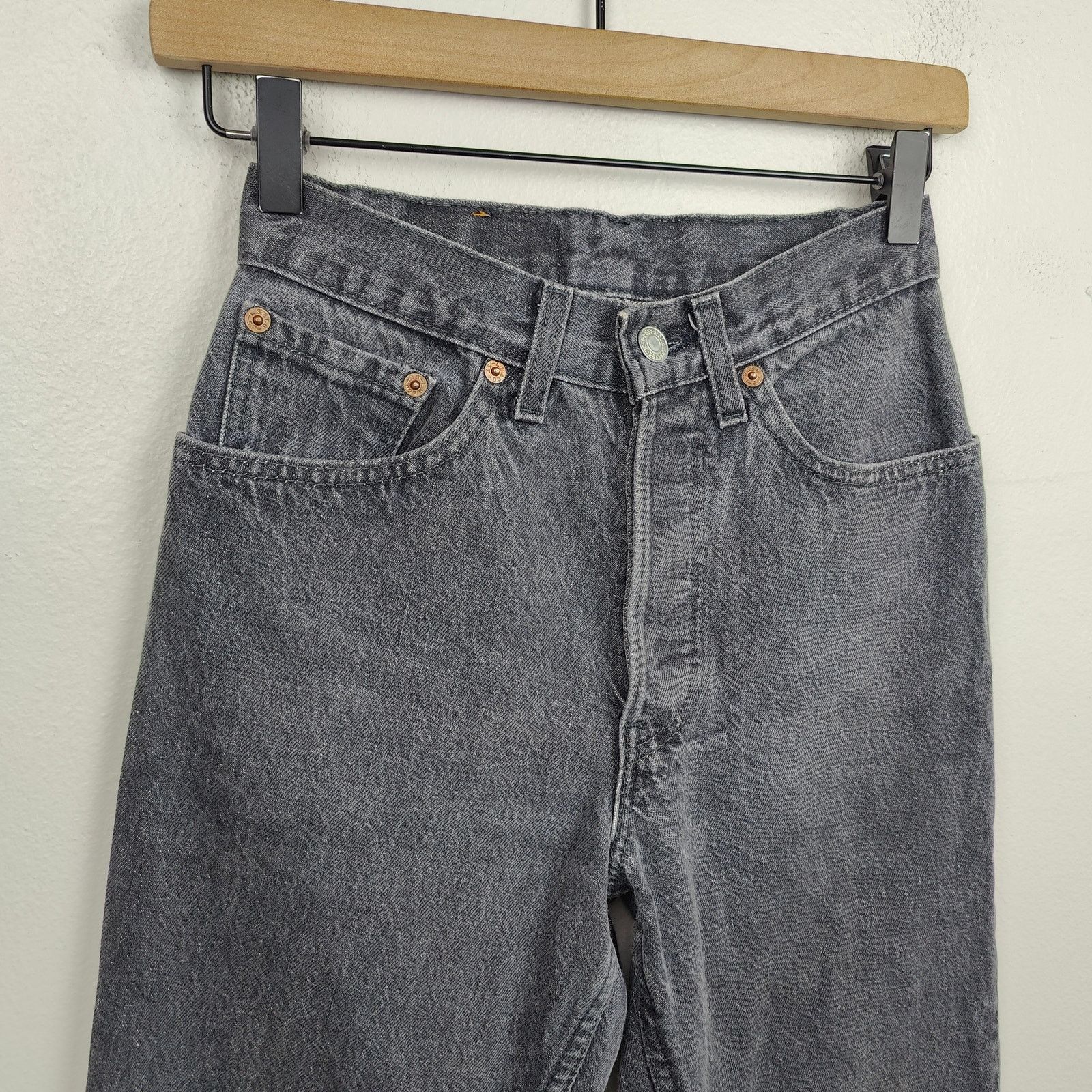 Levi's Vintage Levi's 501 Jeans Womens 24 Button Fly Tapered Size 24" / US 00 / IT 34 - 2 Thumbnail