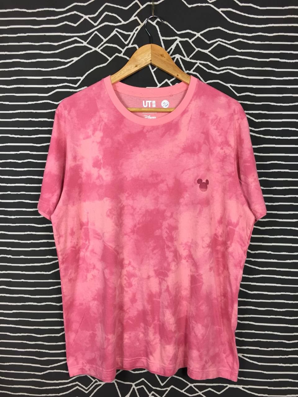 Disney × Japanese Brand × Uniqlo Uniqlo Disney Mickey Mouse Cartoon Tie Dye Tee Size US XL / EU 56 / 4 - 2 Thumbnail