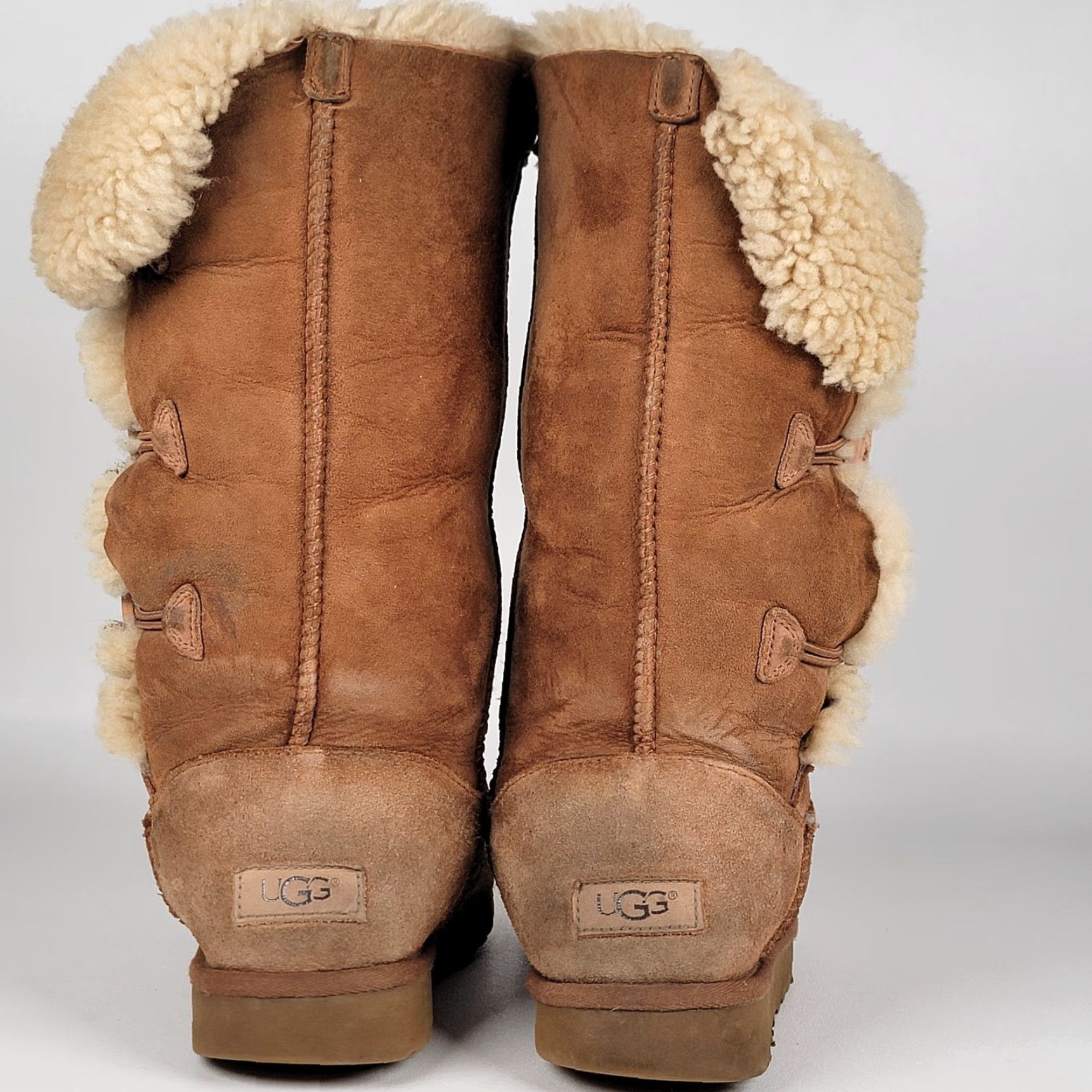 Ugg UGG Boots Women Bailey Button Beige 7 Shearling Comfort Casual Mid-Calf Winter Spring Fall Size US 7 / IT 37 - 7 Thumbnail