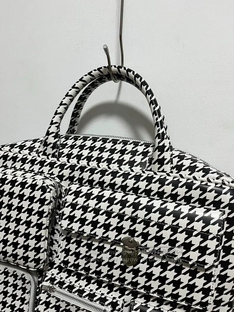Comme des Garcons Comme des Garcons Houndstooth, Black and White Check, Hand Size ONE SIZE - 3 Thumbnail