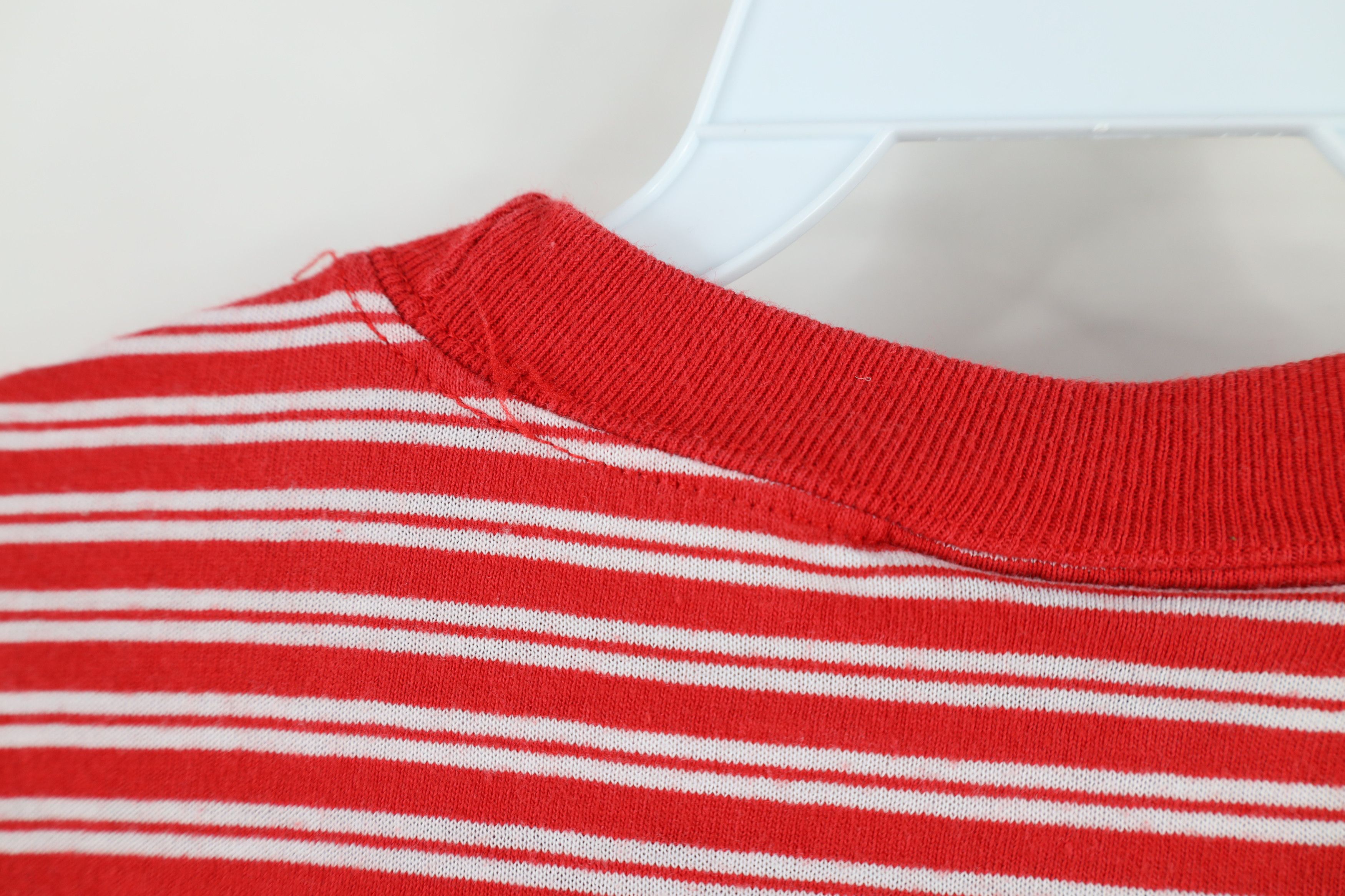 Vintage Vintage 90s Streetwear Blank Candy Cane Striped T-Shirt Size US L / EU 52-54 / 3 - 7 Thumbnail