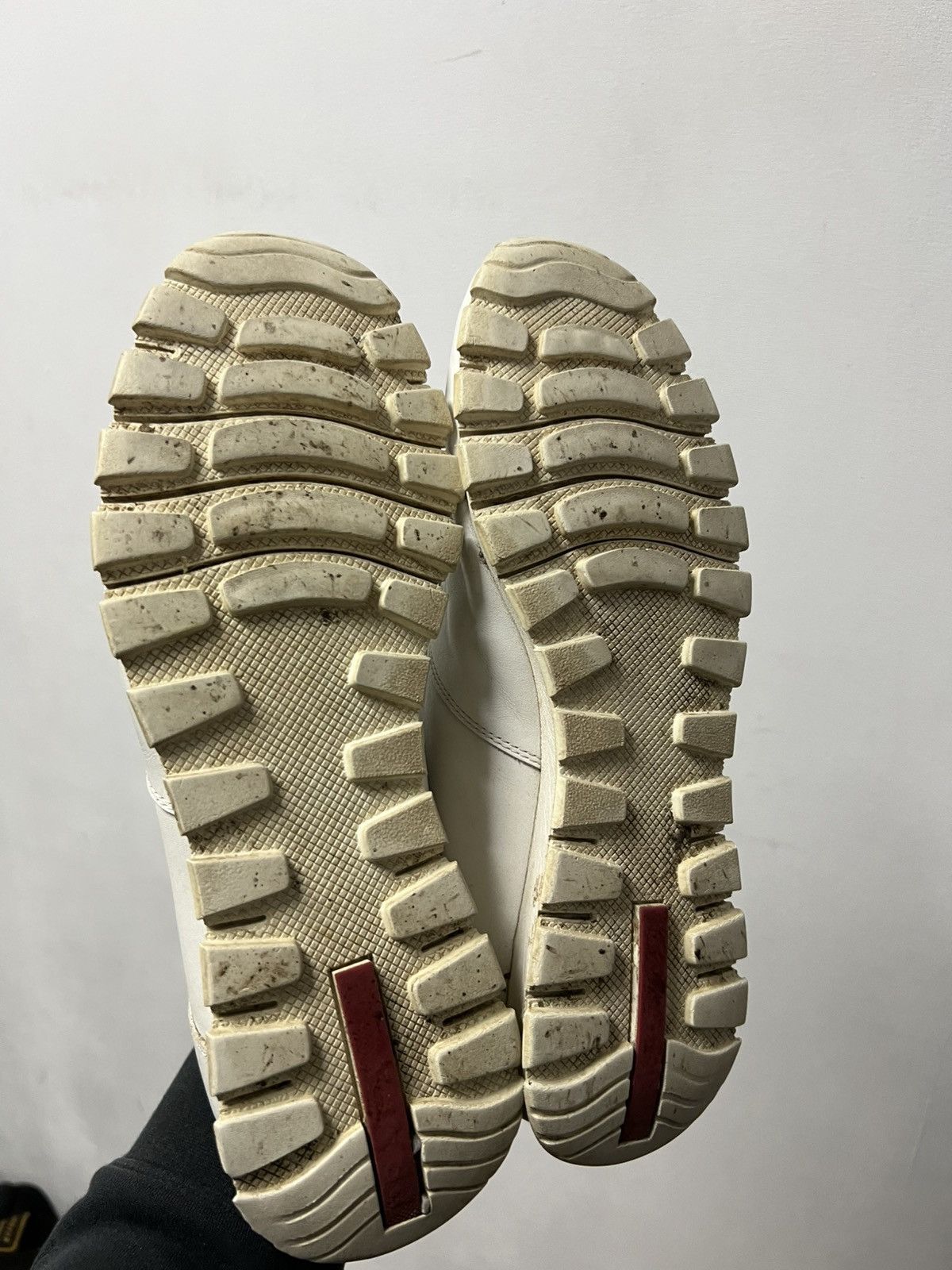 Prada Prada Shoes Vintage White Size US 9.5 / EU 42-43 - 12 Thumbnail