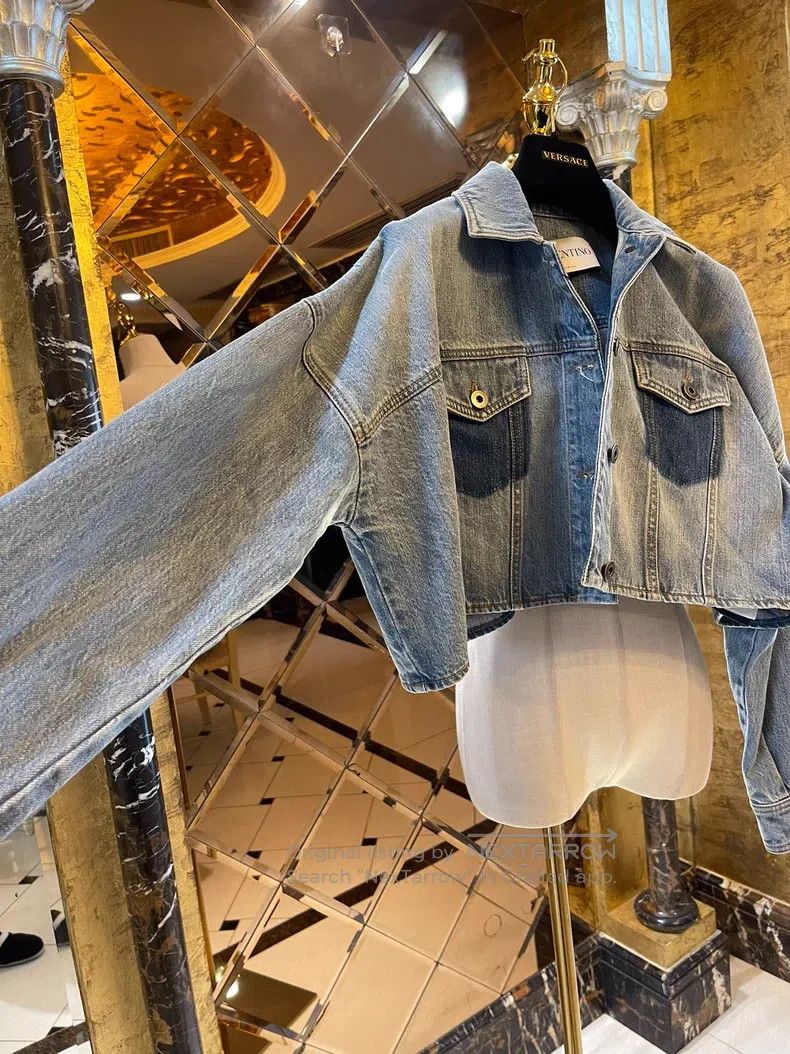 Valentino Valentino Logo cape dropped shoulder silhouette denim jack Size M / US 6-8 / IT 42-44 - 9 Thumbnail