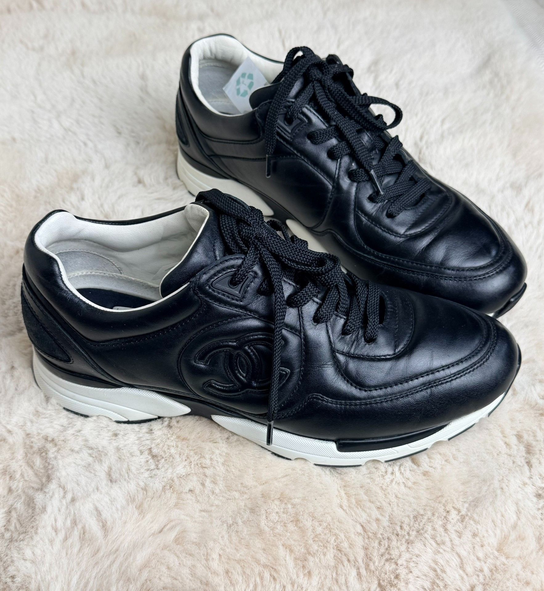Chanel Chanel Black Lowtop Sneakers 8 Men Size US 8 / EU 41 - 1 Thumbnail