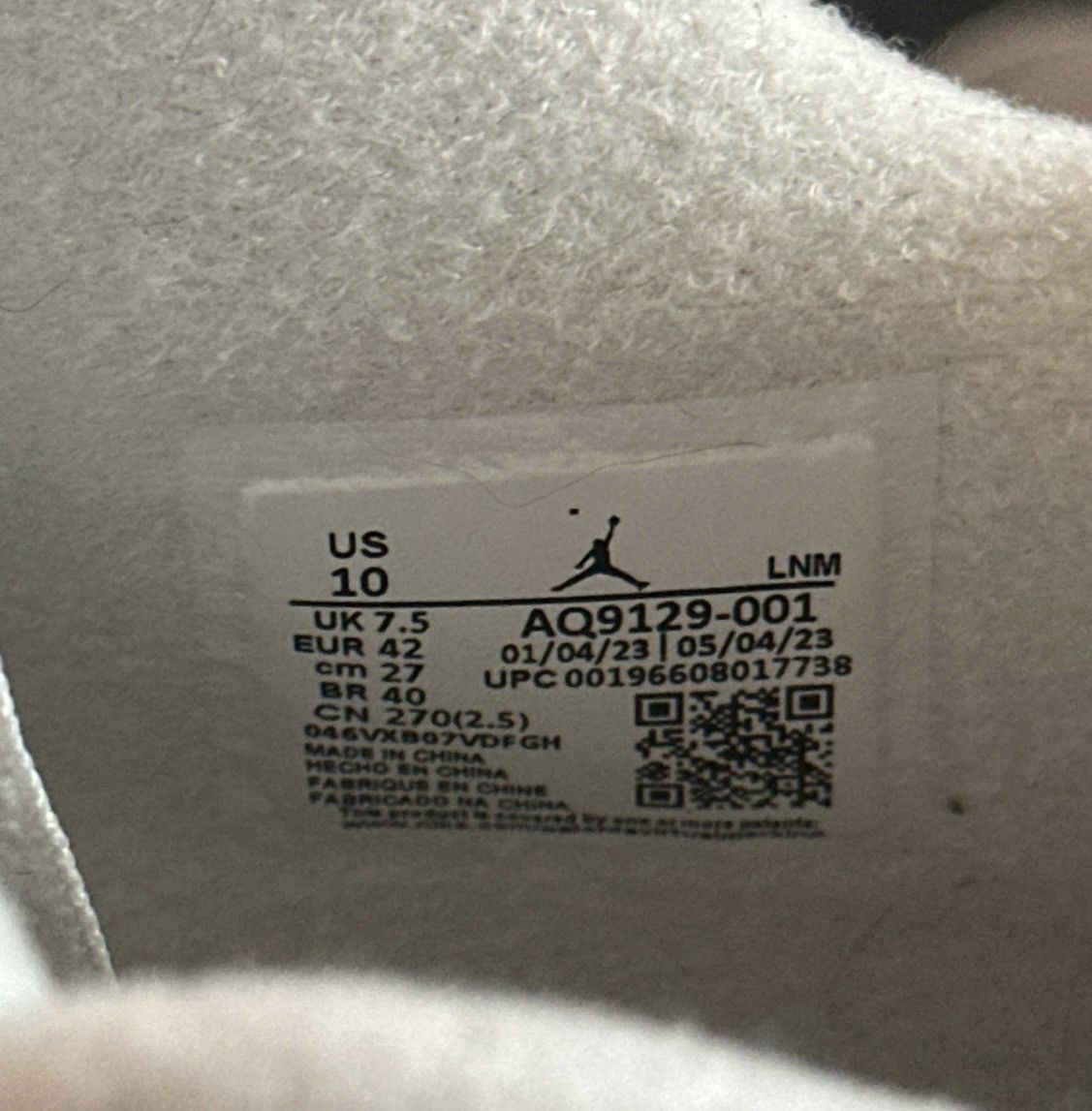 Jordan Brand Air Jordan 4 Retro “Frozen Moments” Size US 8.5 / EU 41-42 - 6 Thumbnail