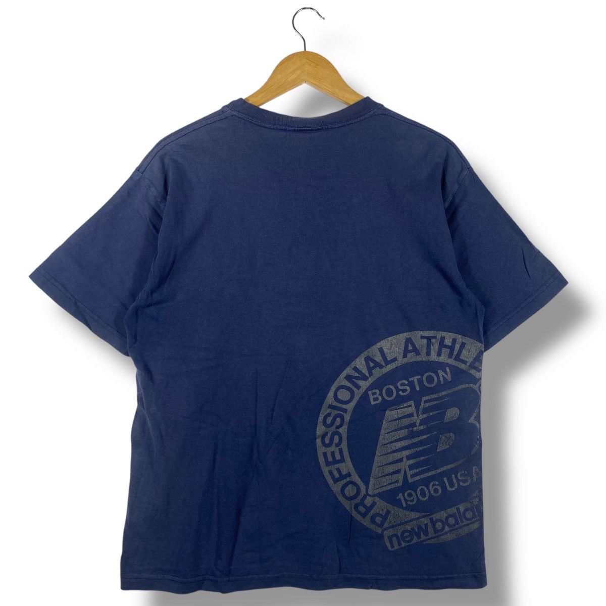 New Balance Vintage NEW BALANCE Athletic Gear Faded Tee Shirt Size US M / EU 48-50 / 2 - 5 Thumbnail