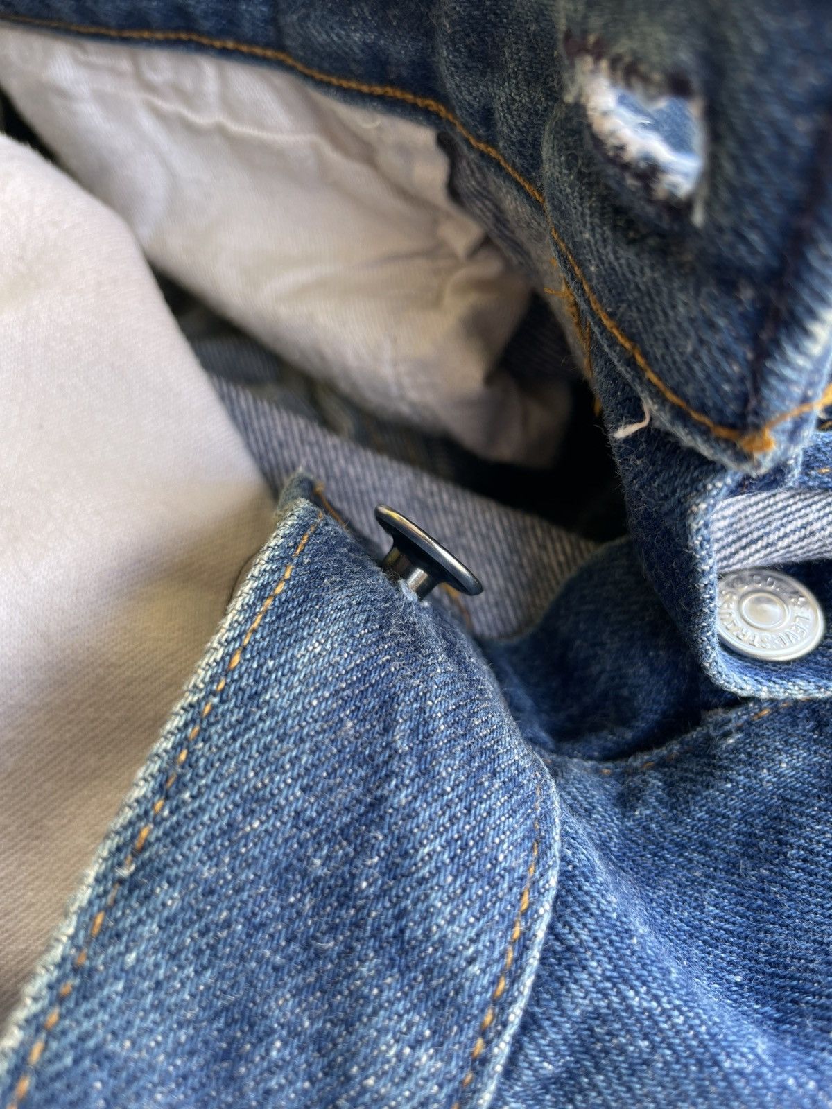 Levi's × Vintage VTG 80s Levi's 501xx #515 Size US 36 / EU 52 - 8 Thumbnail