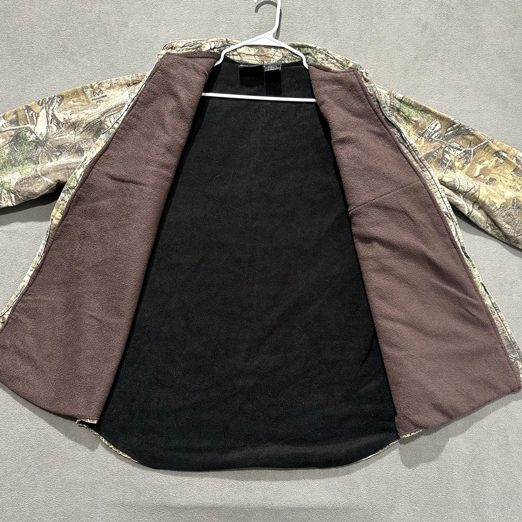 Realtree Bushmaster Shirt Mens 2XL Brown Camo Button Down Fleece Lined Shacket Realtree Size US XXL / EU 58 / 5 - 3 Thumbnail
