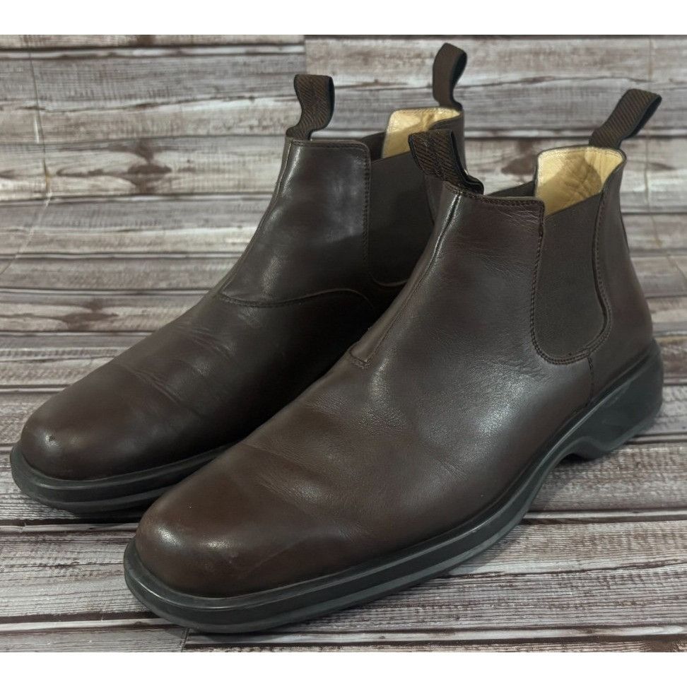 Salvatore Ferragamo Salvatore Ferragamo Leather Chelsea Boots size 7.5 D color B Size US 7.5 / EU 40-41 - 1 Thumbnail
