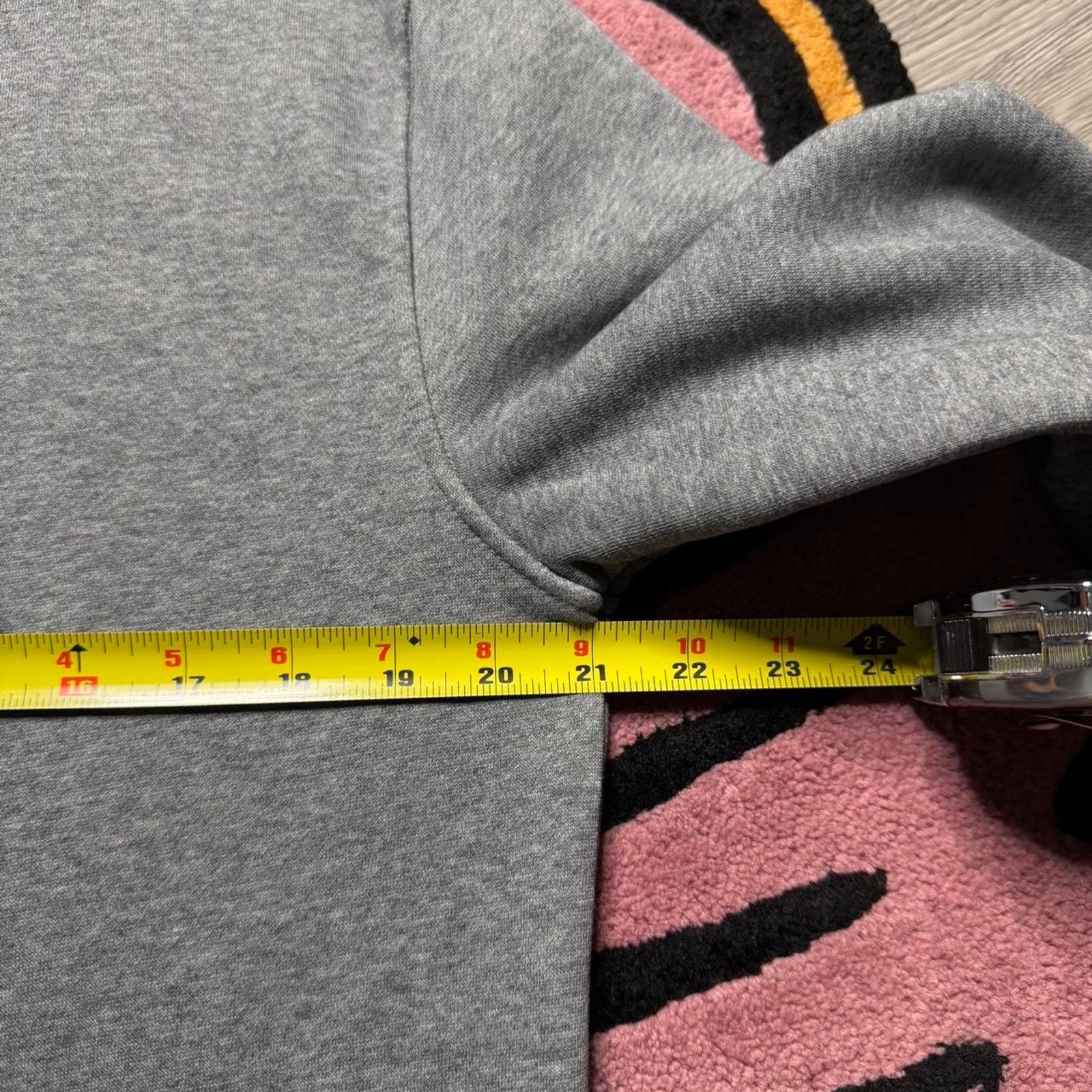 SKIMS Skims Pullover Crewneck Sweatshirt Size Medium Women's Grey Size M / US 6-8 / IT 42-44 - 4 Thumbnail