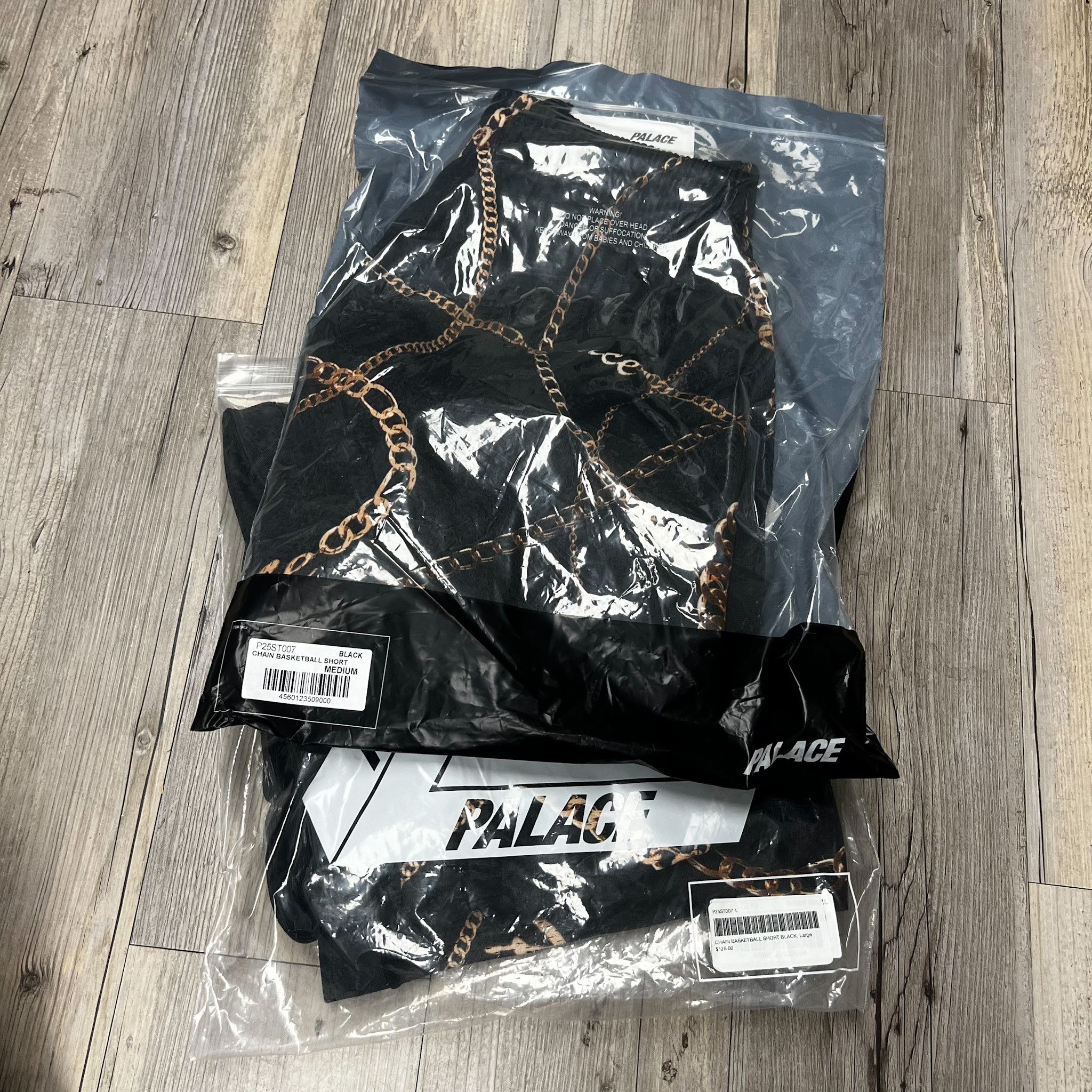 Palace Palace Chain Basketball Short Black • M Size US 34 / EU 50 - 3 Thumbnail