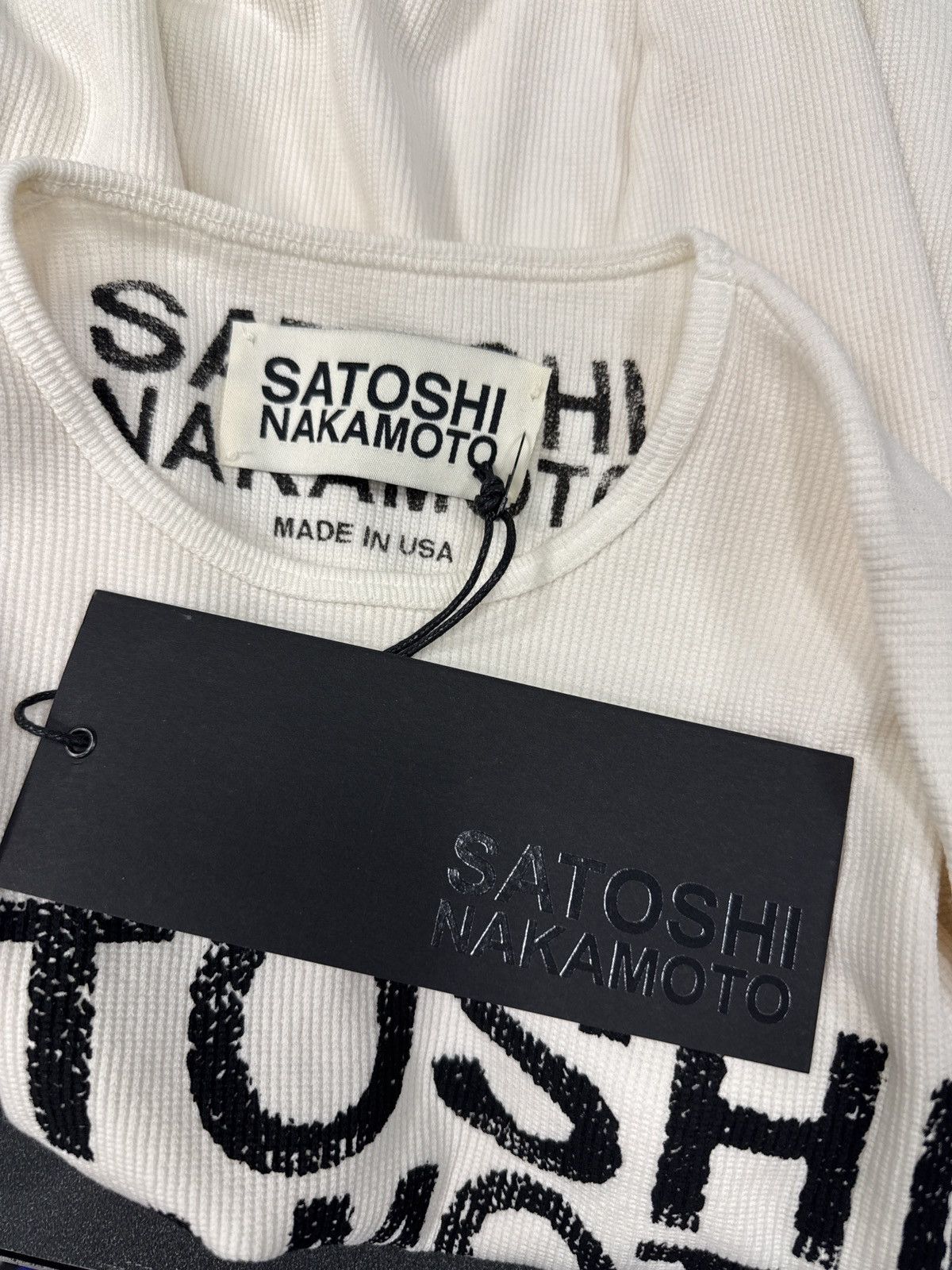 Satoshi Nakamoto Satoshi Nakamoto Logo Thermal Shirt Size US M / EU 48-50 / 2 - 3 Thumbnail