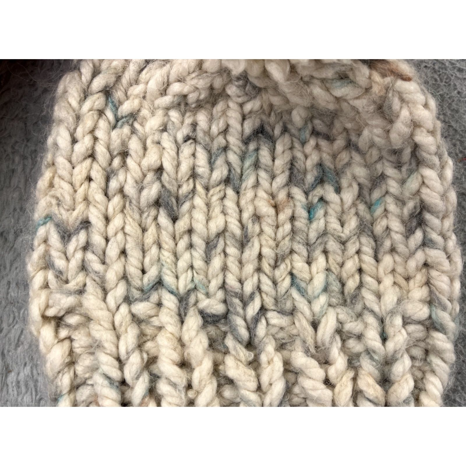 Vintage Stone Fox Beanie Womens One Size Ivory Crochet Knit Pom Acrylic Blend Hat Beanie Womens Stone Fox Size ONE SIZE - 2 Thumbnail