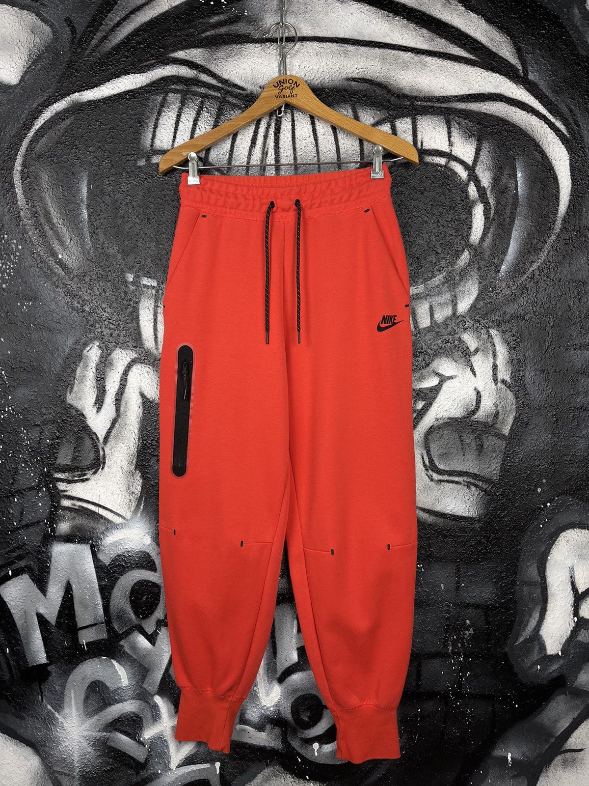 Nike Nike Tech Fleece Orange Jogger Pants Size Small Size US 30 / EU 46 - 3 Thumbnail