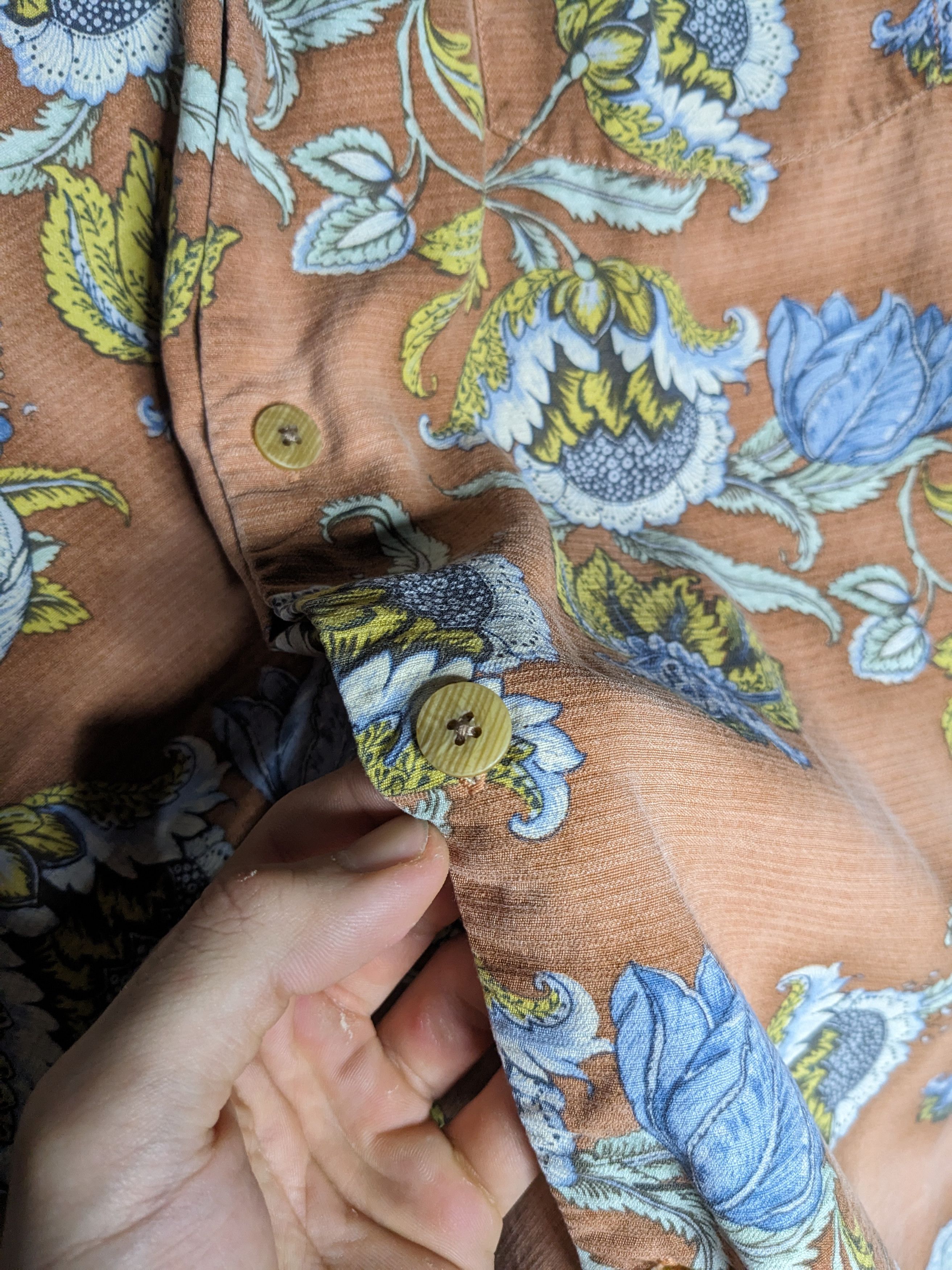 Tommy Bahama Tommy Bahama Camp Shirt Silk Floral Size Large Hawaiian Size US L / EU 52-54 / 3 - 8 Thumbnail