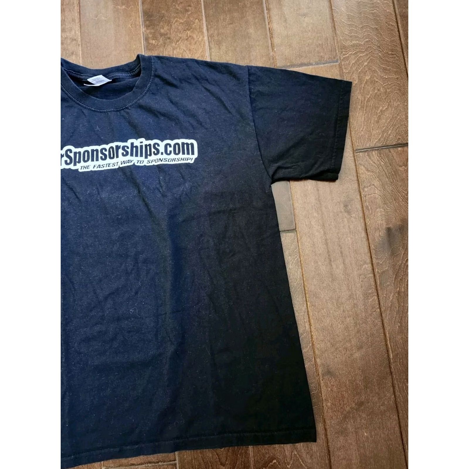 Gildan Gildan T-Shirt Car Sponsorship Road To Full Sponsorship Graphic Tee Black Size L Men's Short Sleeve Crew Neck Cotton Graphic Print All Seasons Size US L / EU 52-54 / 3 - 3 Thumbnail