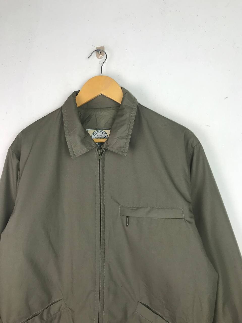 Vintage Vintage Avenez Sportwear Paris light Jacket Size US M / EU 48-50 / 2 - 5 Thumbnail