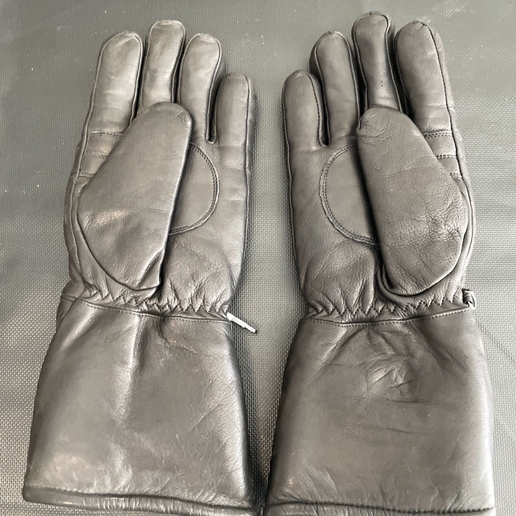 Harley Davidson Harley-Davidson Glove Leather Medium Black Double Strap Thinsulate Men Riding Wrist Padded Palms Biker Motorcycle Gloves Size ONE SIZE - 3 Thumbnail