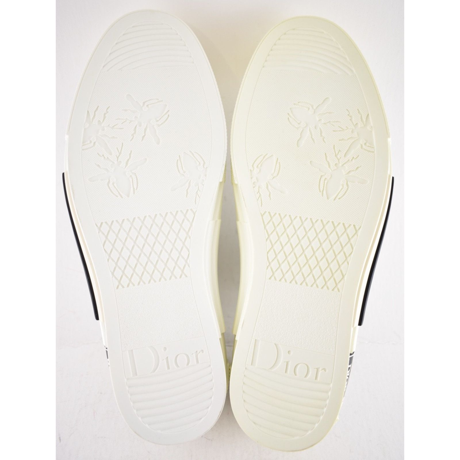 Dior Dior Mens Black Red White Low Top Lace Up Flat Sneaker 44 11 Size US 11 / EU 44 - 13 Thumbnail
