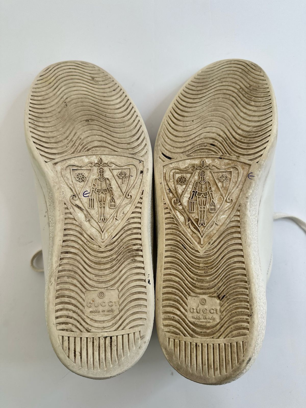 Gucci Gucci White/Grey Leather Perforated GG Ace Sneakers Size 9 Size US 9 / EU 42 - 6 Thumbnail