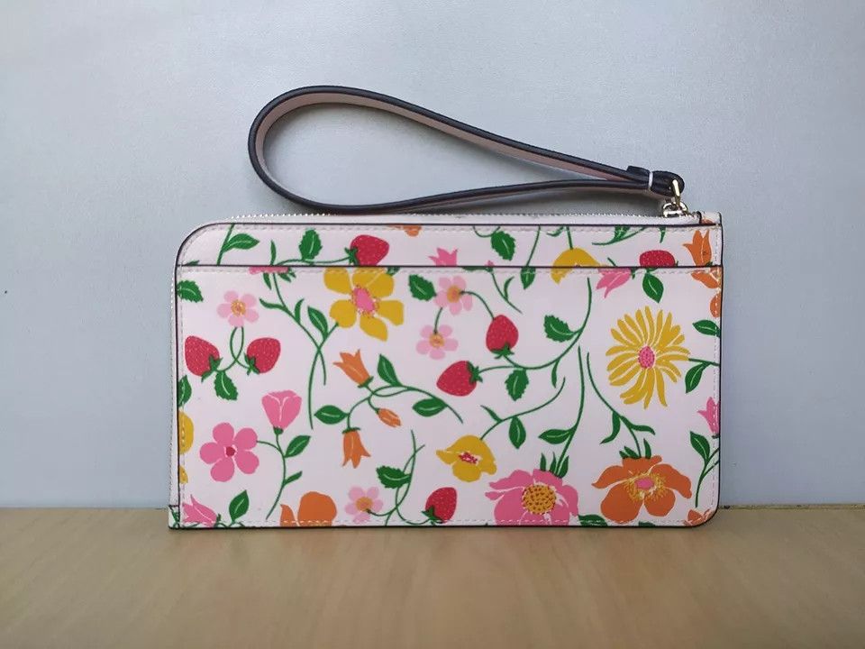 Kate Spade Kate Spade Lucy Strawberry Garden L-Zip Wristlet T-0003 Size ONE SIZE - 2 Thumbnail