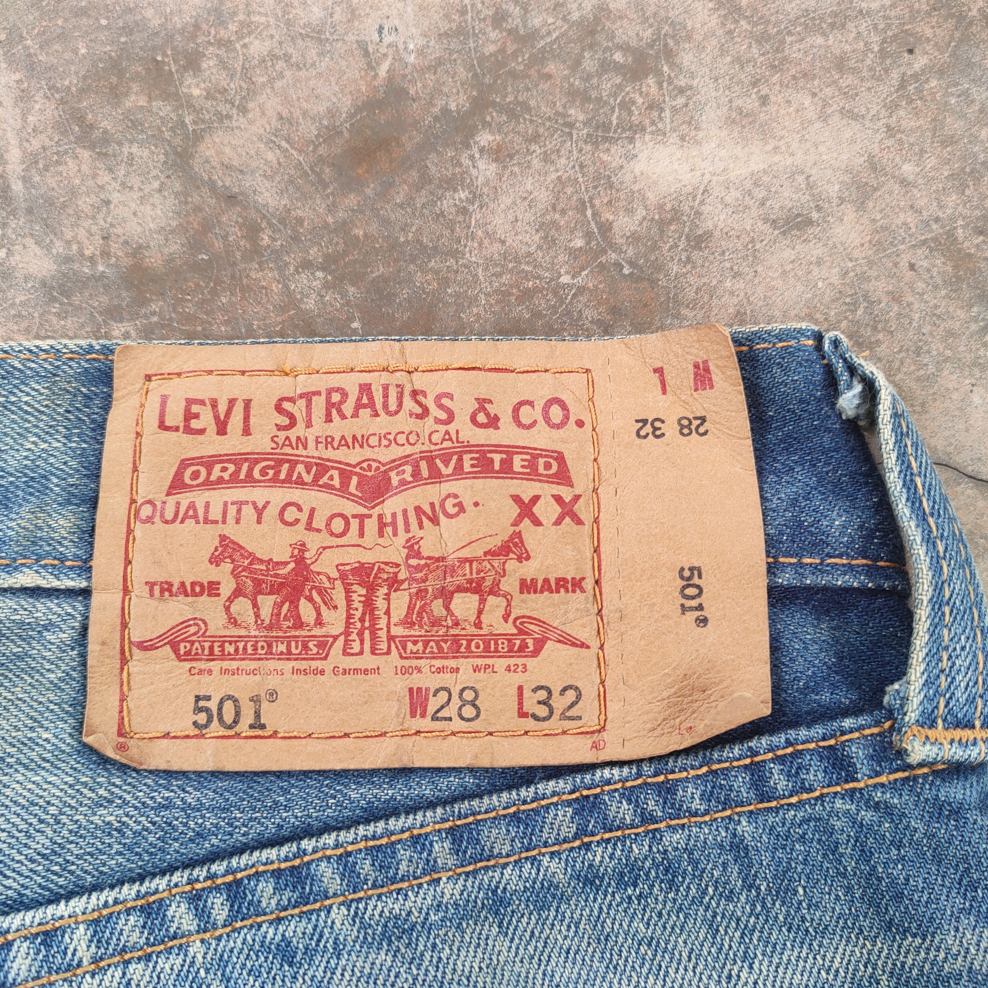 Levi's W29 VINTAGE LEVI'S 501 RUSTY FADED RIPPED JEANS DENIM PANTS Size US 29 - 14 Thumbnail
