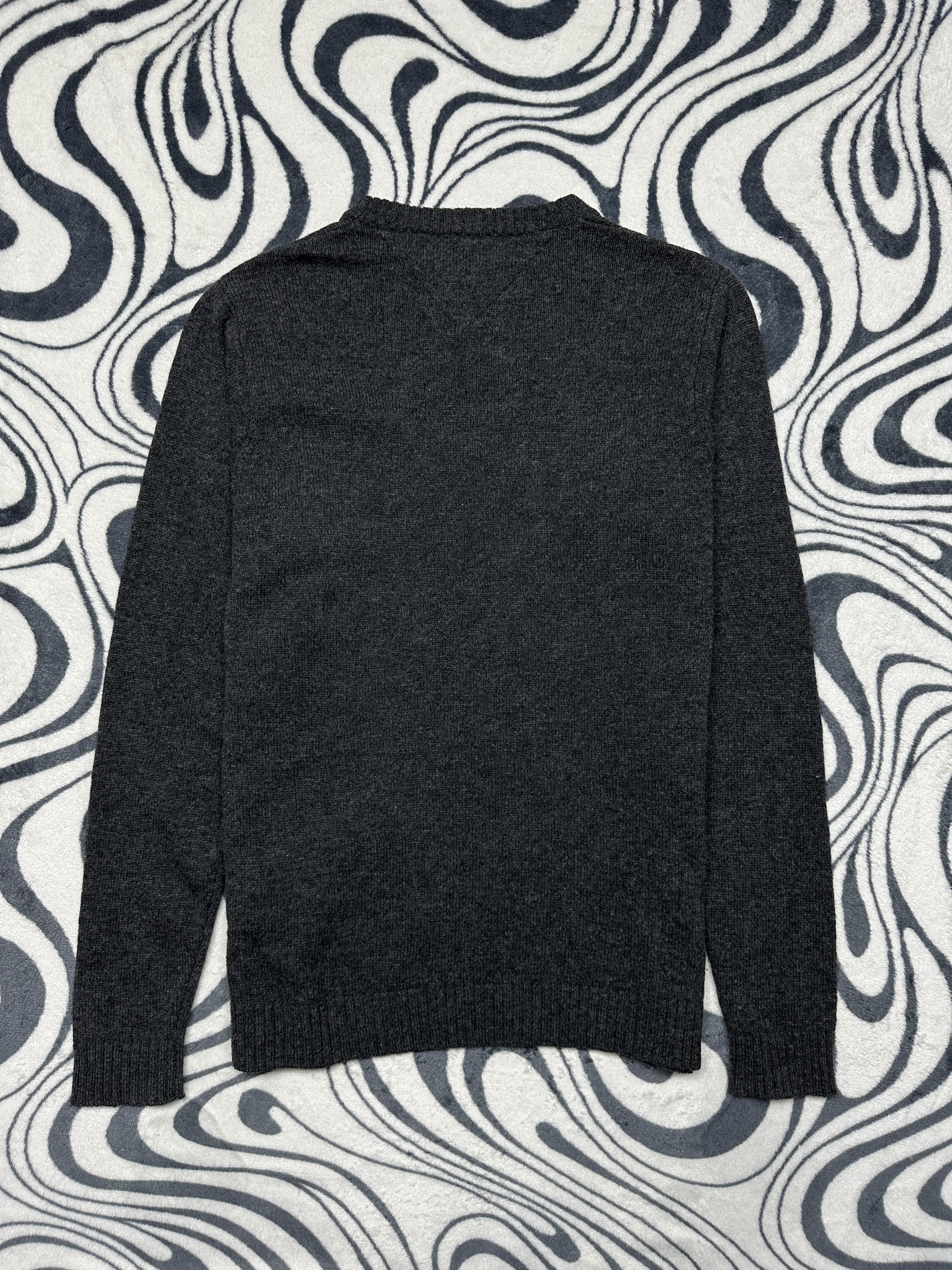 Tommy Hilfiger Tommy Hilfiger Vintage Mens Wool Knit Sweater Size US S / EU 44-46 / 1 - 5 Thumbnail