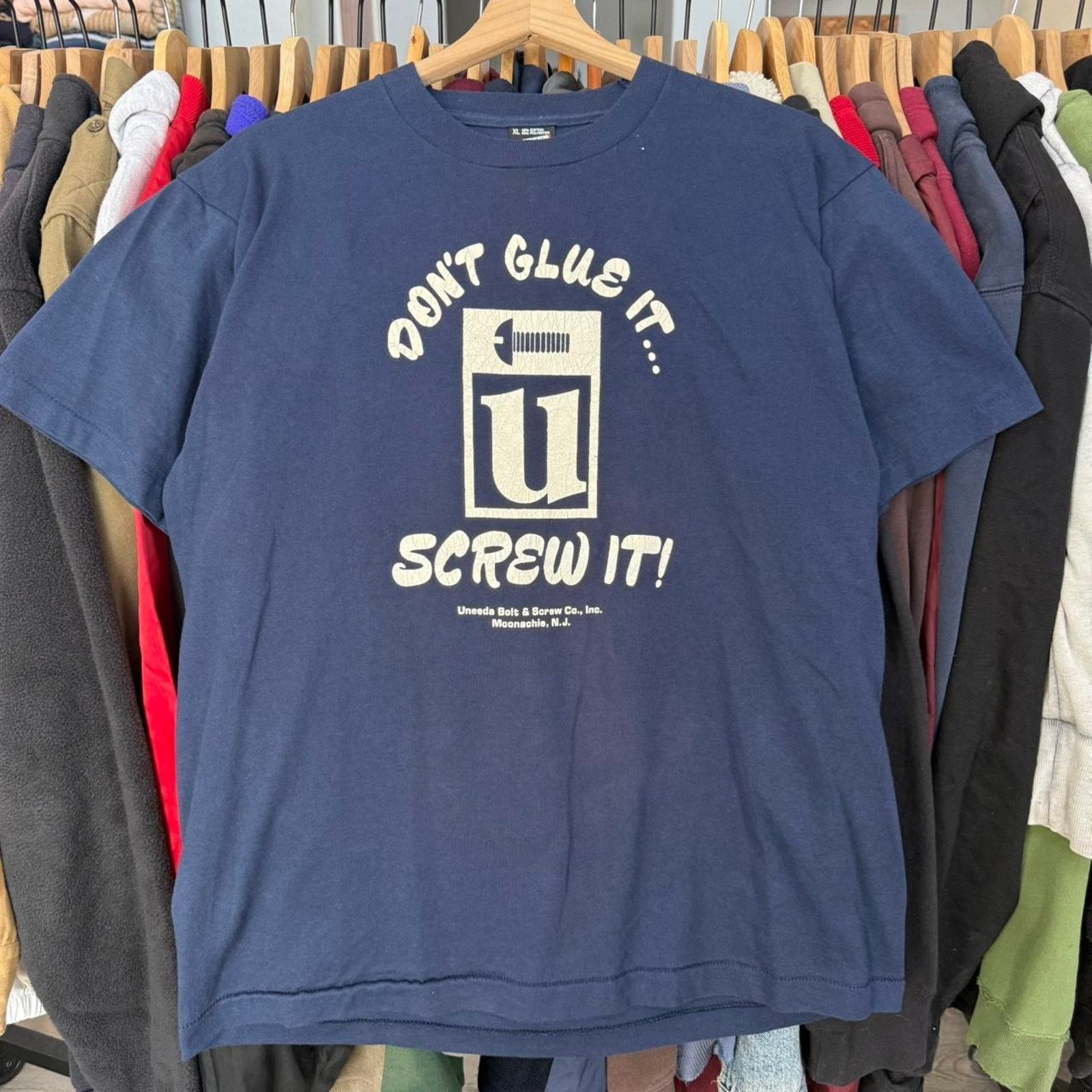Other Vintage 90s Dont Glue It... Screw It! T-Shirt Size US XL / EU 56 / 4 - 1 Thumbnail