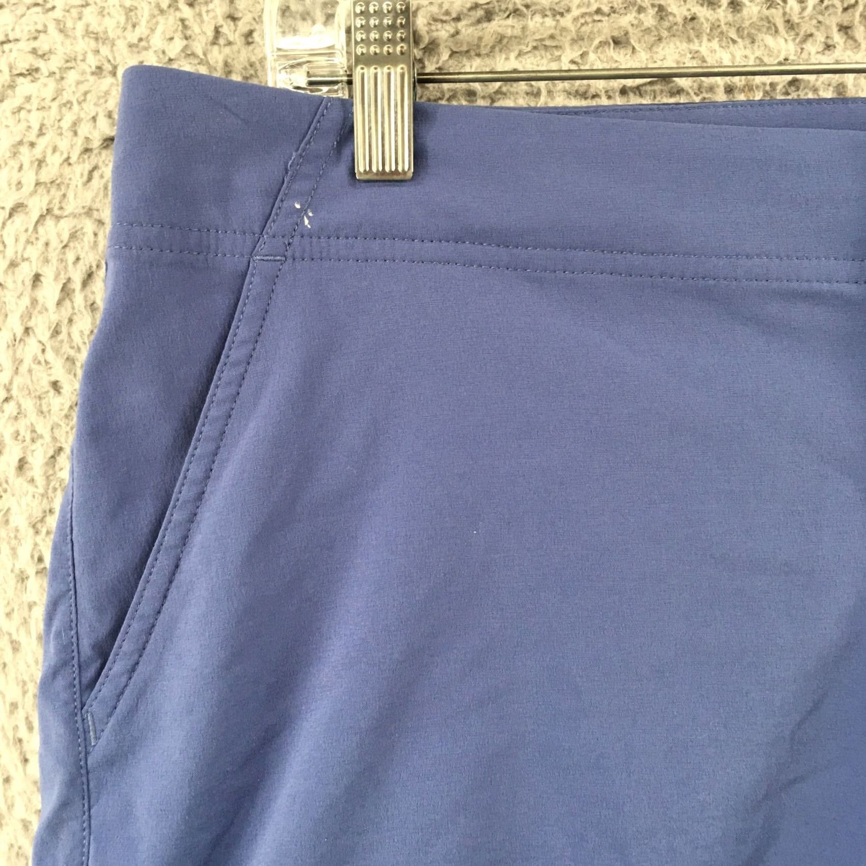 Vintage Columbia Chino Shorts Womens 14 Purple Mid Rise Casual Pockets Zip Shorts Size 36" / US 14 / IT 50 - 4 Thumbnail