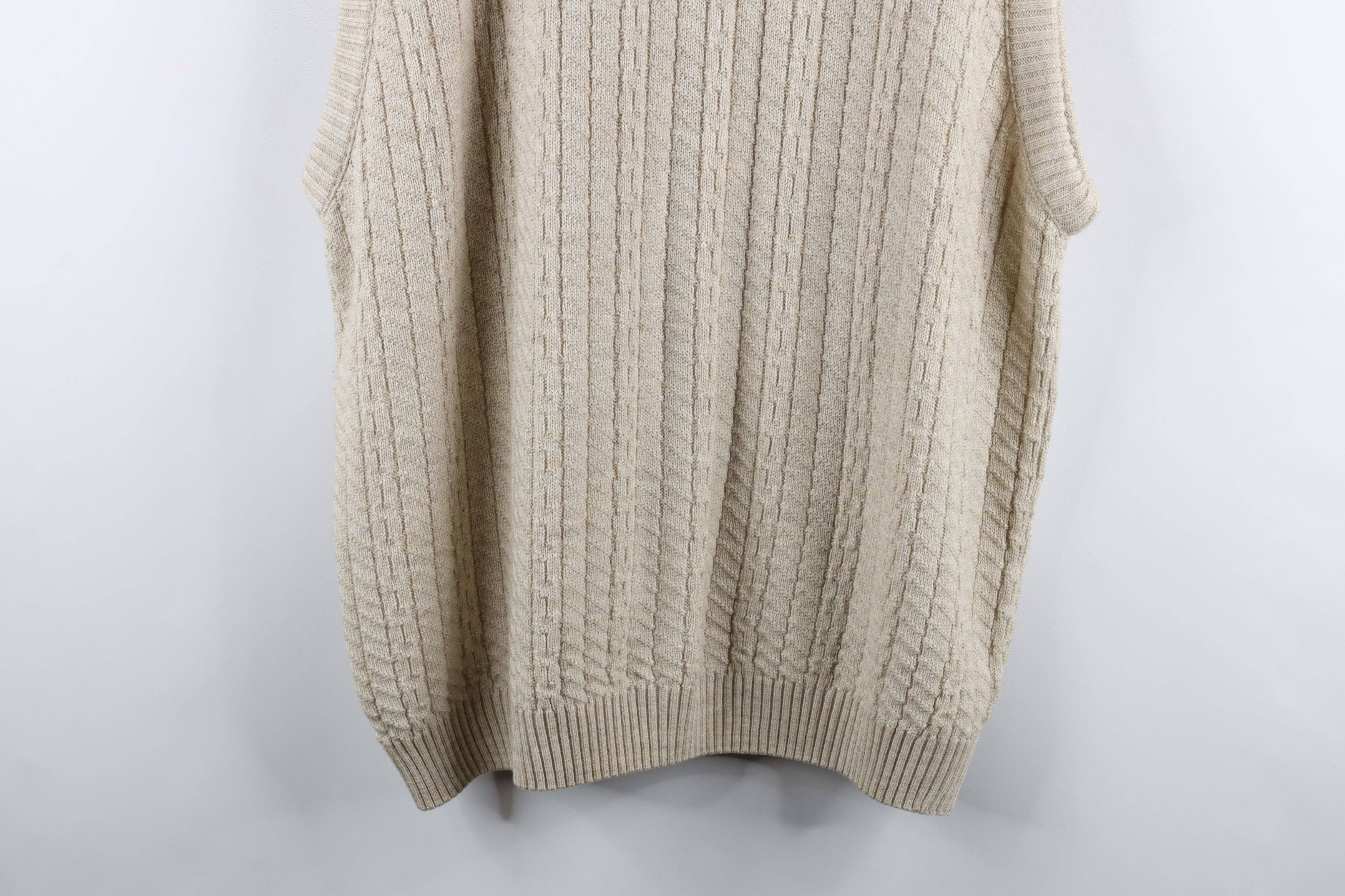 Vintage Vintage 90s Streetwear Button Cardigan Sweater Vest Beige Size US XXL / EU 58 / 5 - 8 Thumbnail