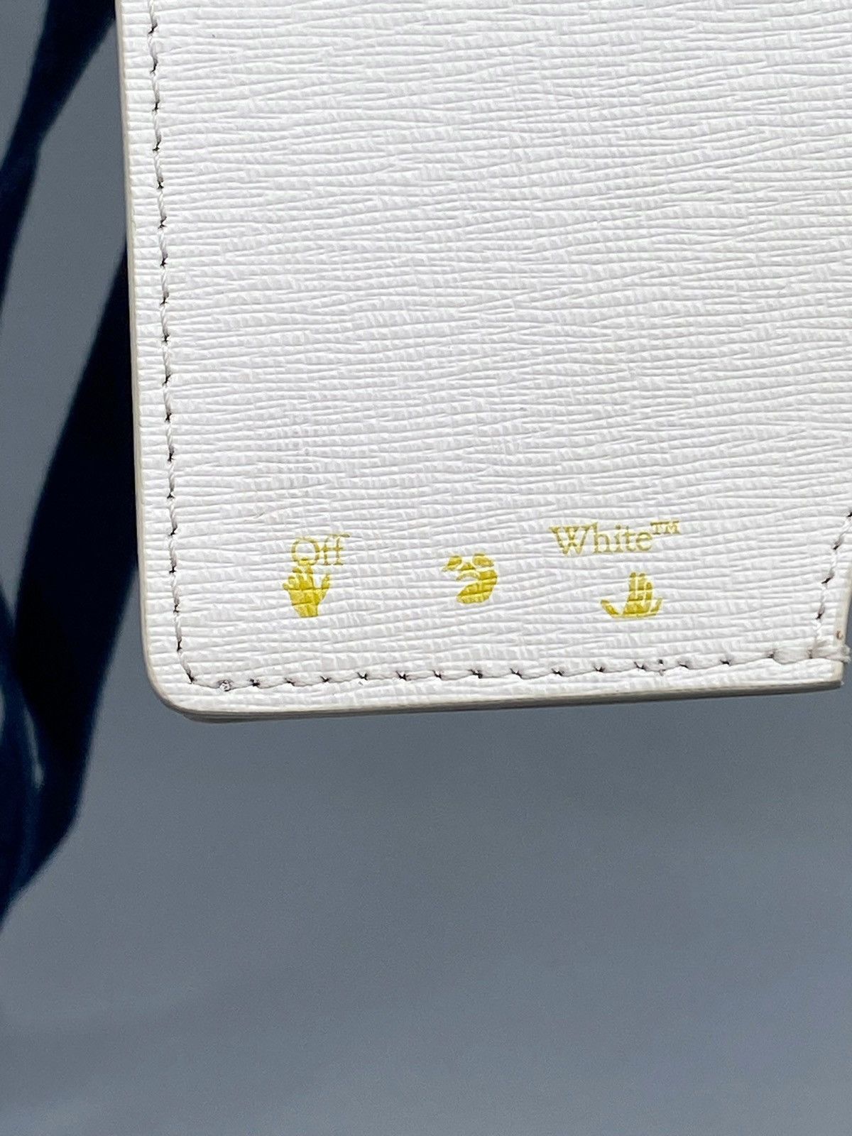 Off-White OFF-WHITE Swiss Leather Phone Case Size ONE SIZE - 5 Thumbnail