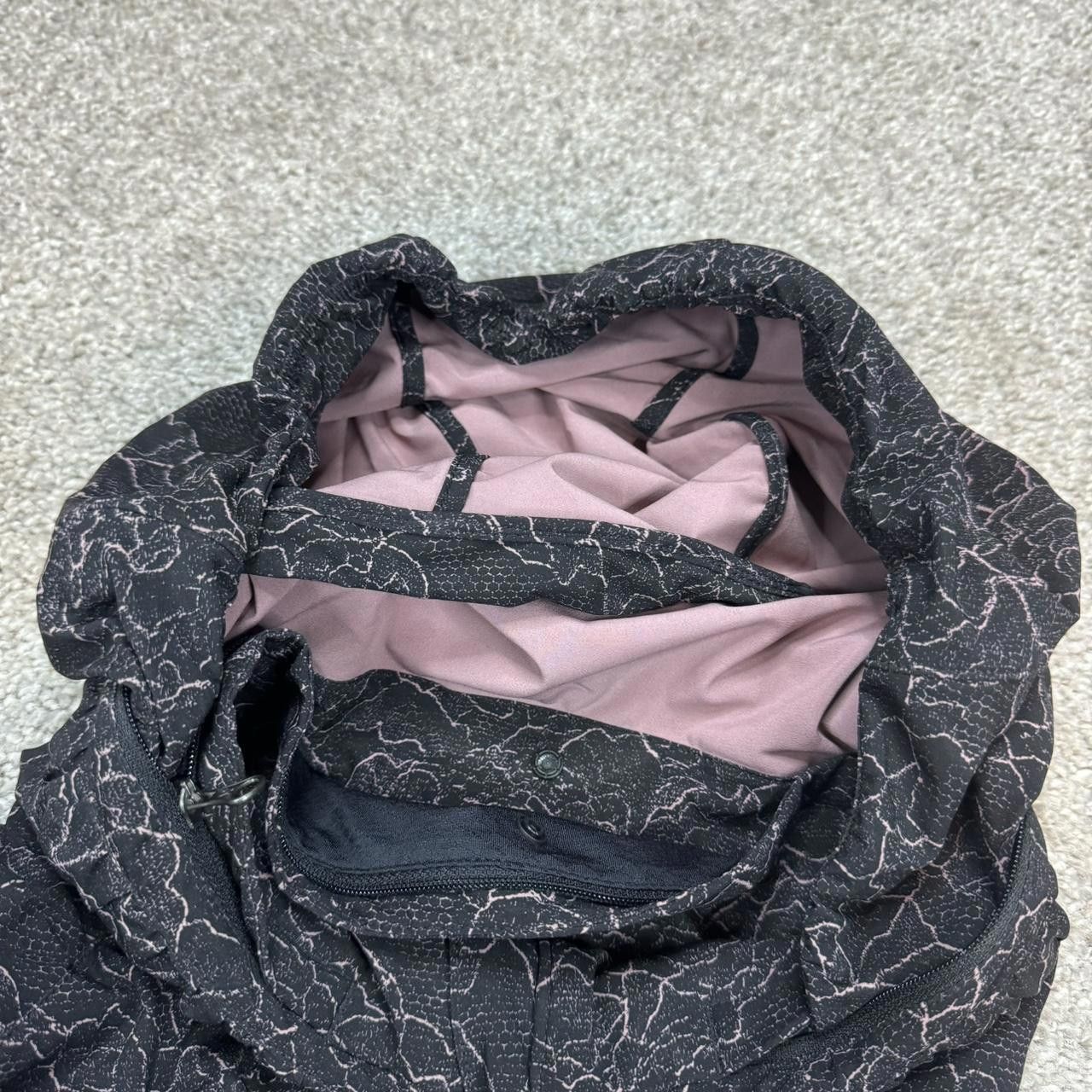 Lululemon NWT Lululemon Gather Me Slightly Windbreaker Jacket Size L / US 10 / IT 46 - 4 Thumbnail