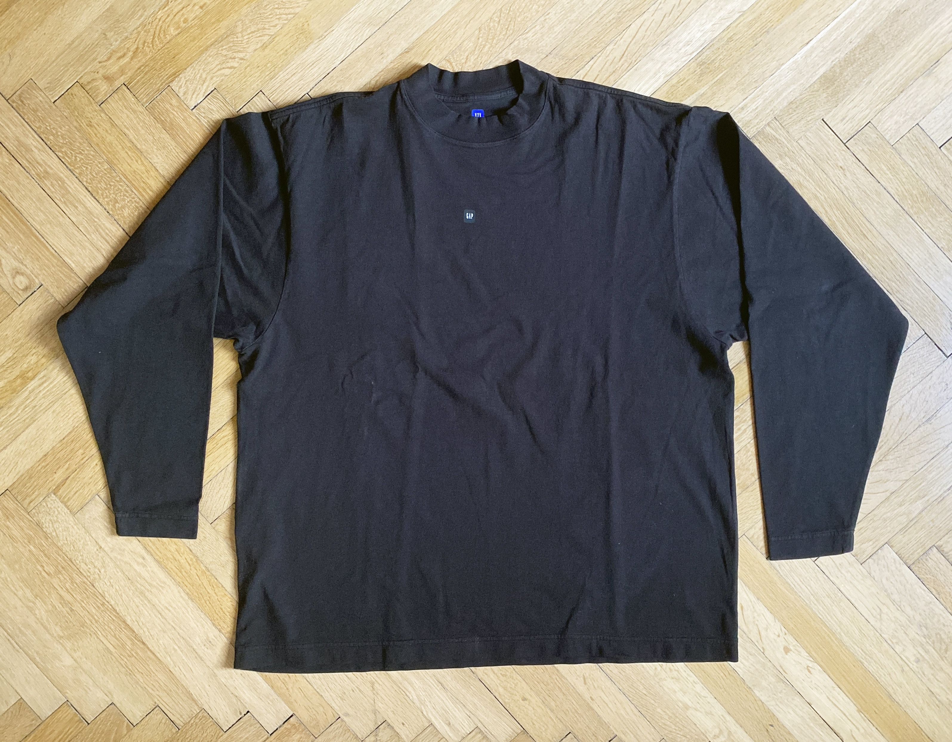 Yeezy x GAP x Balenciaga Long Sleeve (M)