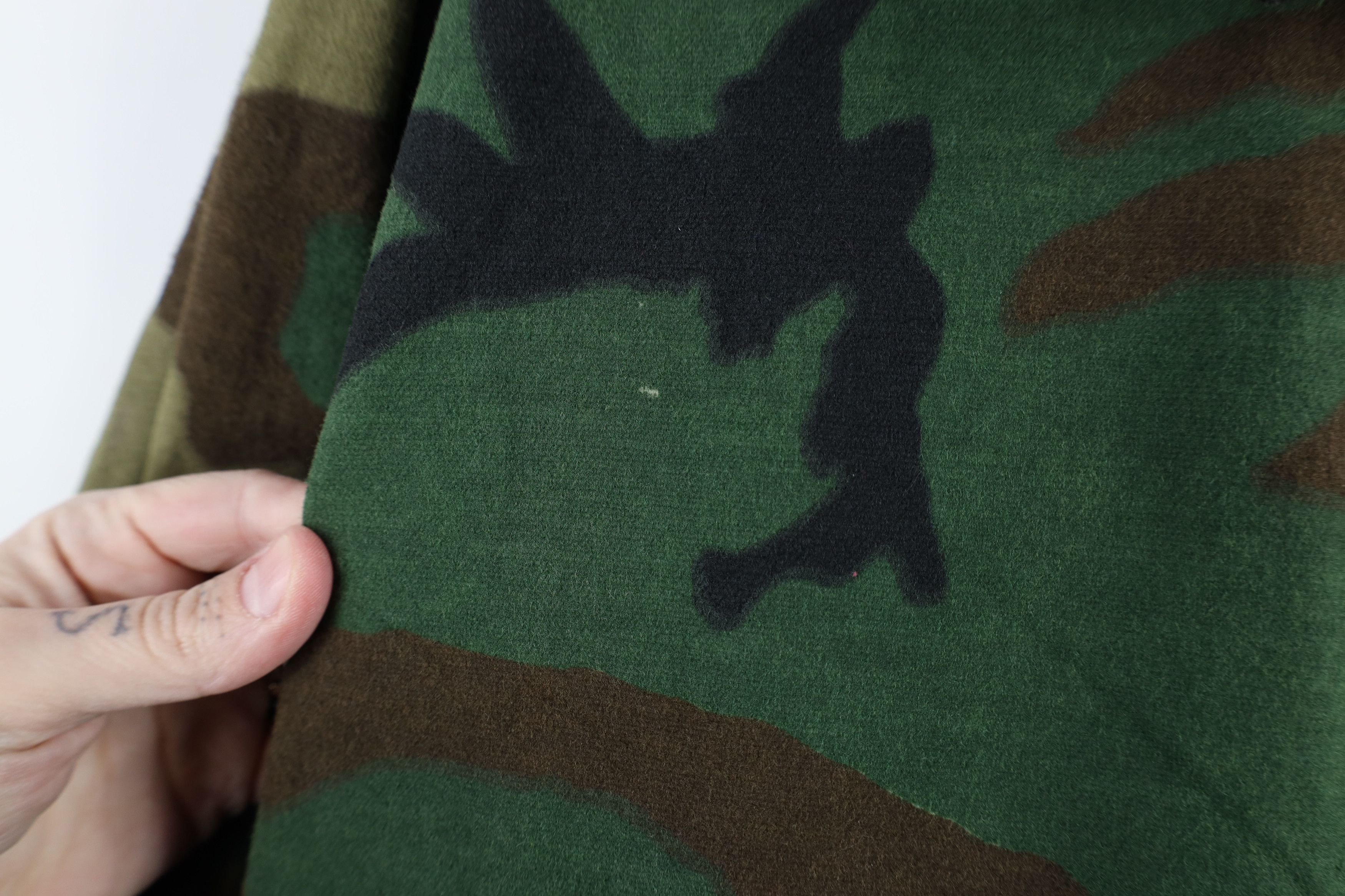 Vintage Vintage 70s Streetwear Cloth Camouflage Bomber Jacket USA Size US XL / EU 56 / 4 - 4 Thumbnail