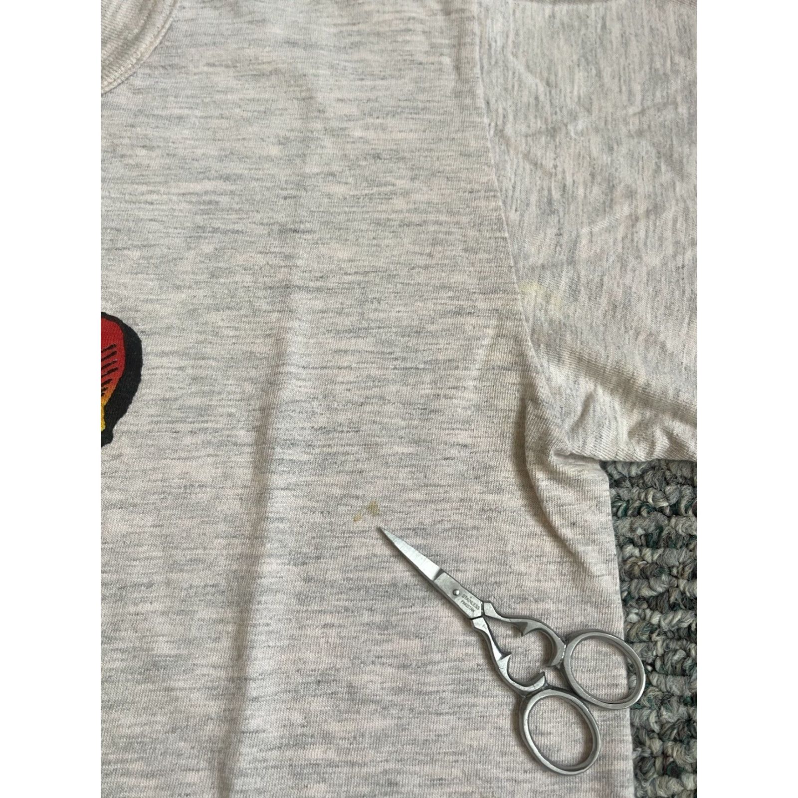 Hanes VINTAGE Hanes Columbia Shirt Adult Small S Short Sleeve Cotton 80s 90s Travel Gray Mens Size US S / EU 44-46 / 1 - 6 Thumbnail
