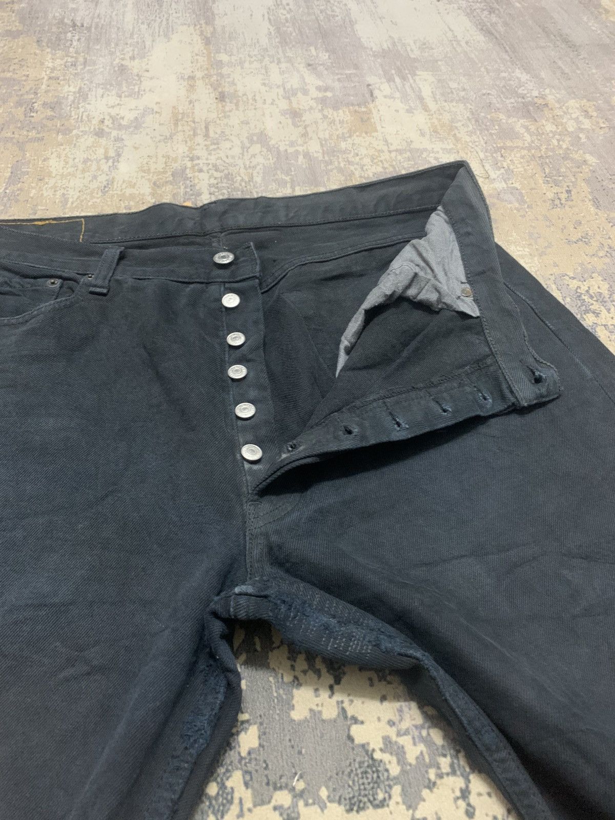 Levi's Vintage 90s Levi's 501 Faded Black Wash Jeans Size US 37 - 4 Thumbnail