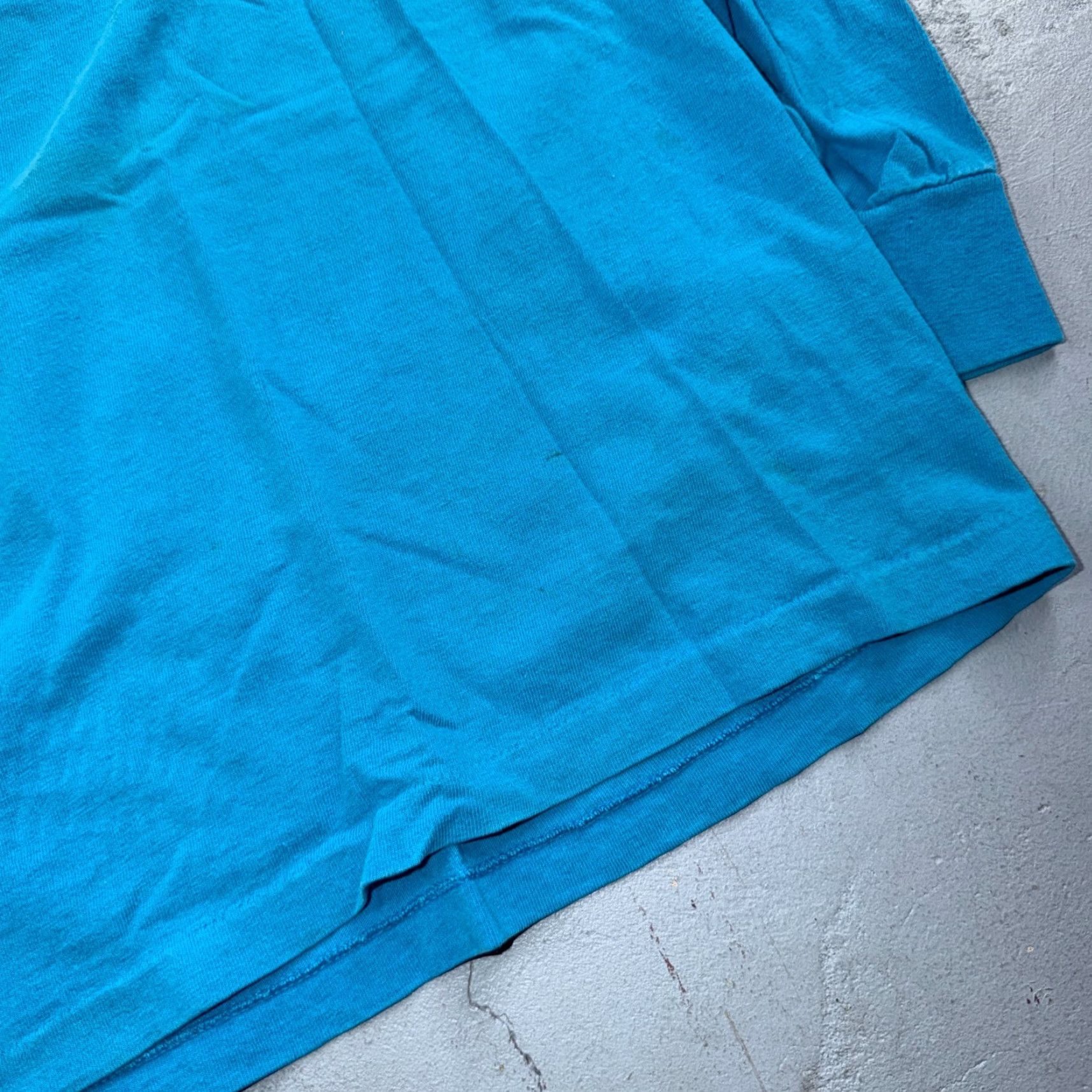 Vintage VINTAGE Oneita XL Blue T Shirt Men Short Sleeve Crew Neck Graphic Alpaca Llama Animals - Blue Long Sleeve Art - 70s 80s 90s - Men Ready Size US XL / EU 56 / 4 - 3 Thumbnail