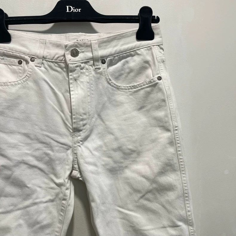 Givenchy Givenchy SizeM GIVENCHY white casual denim jeans Size US 29 - 2 Thumbnail