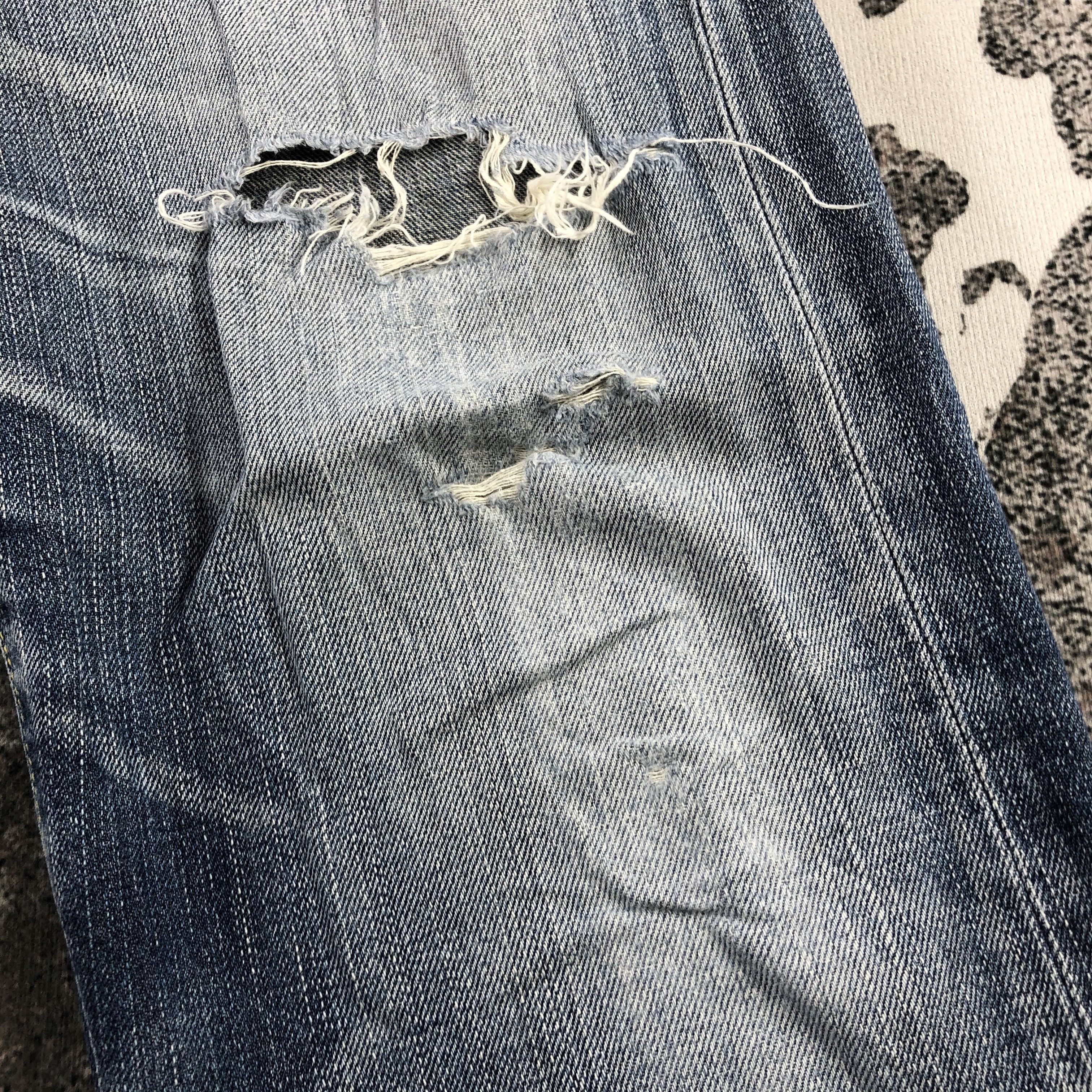 Levi's Vintage Levis 505 Jeans Distressed Denim KJ850 Size US 34 / EU 50 - 9 Thumbnail