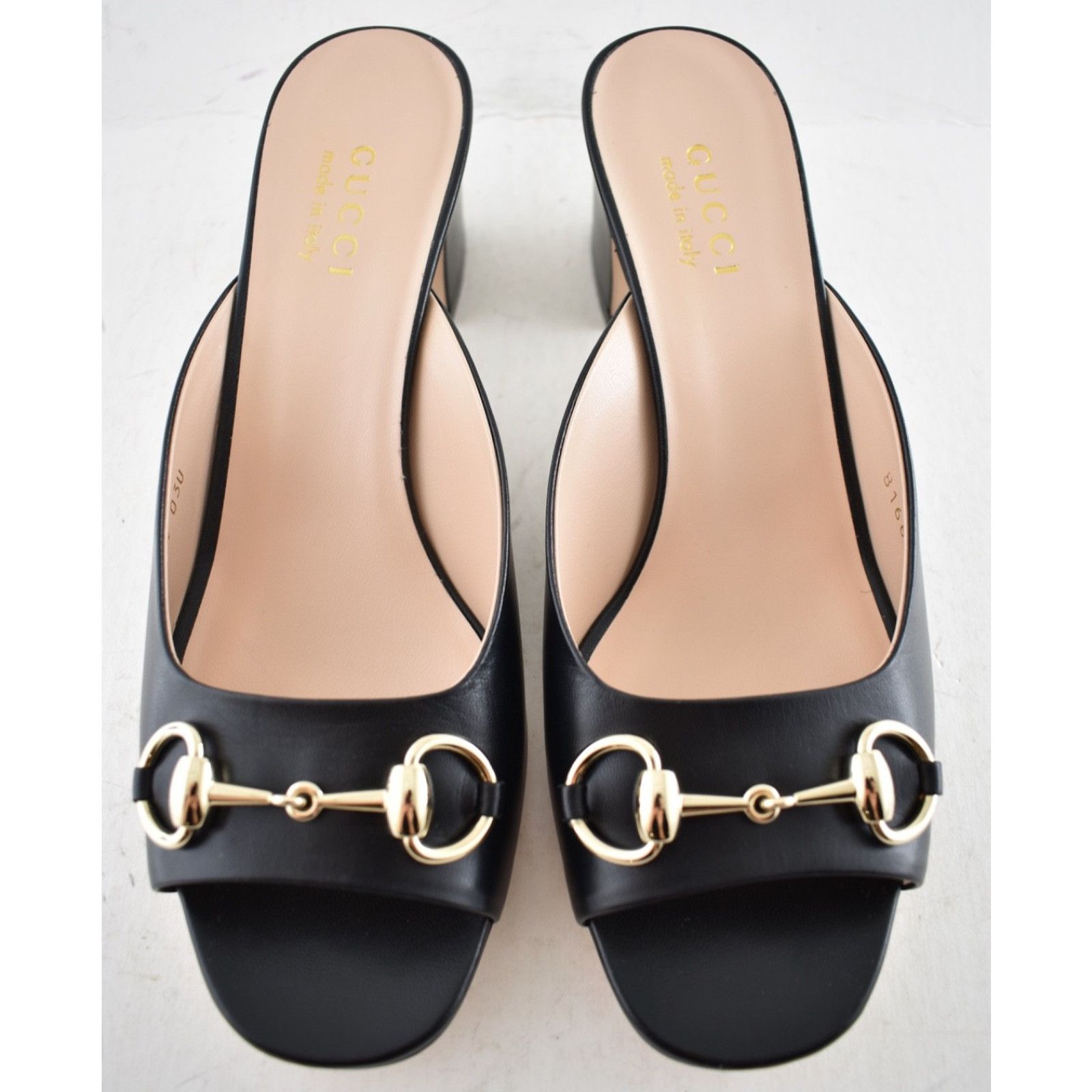 Gucci Gucci Lady Horsebit Black Leather Gold Block Heel Mule 37.5 Size US 7.5 / IT 37.5 - 9 Thumbnail