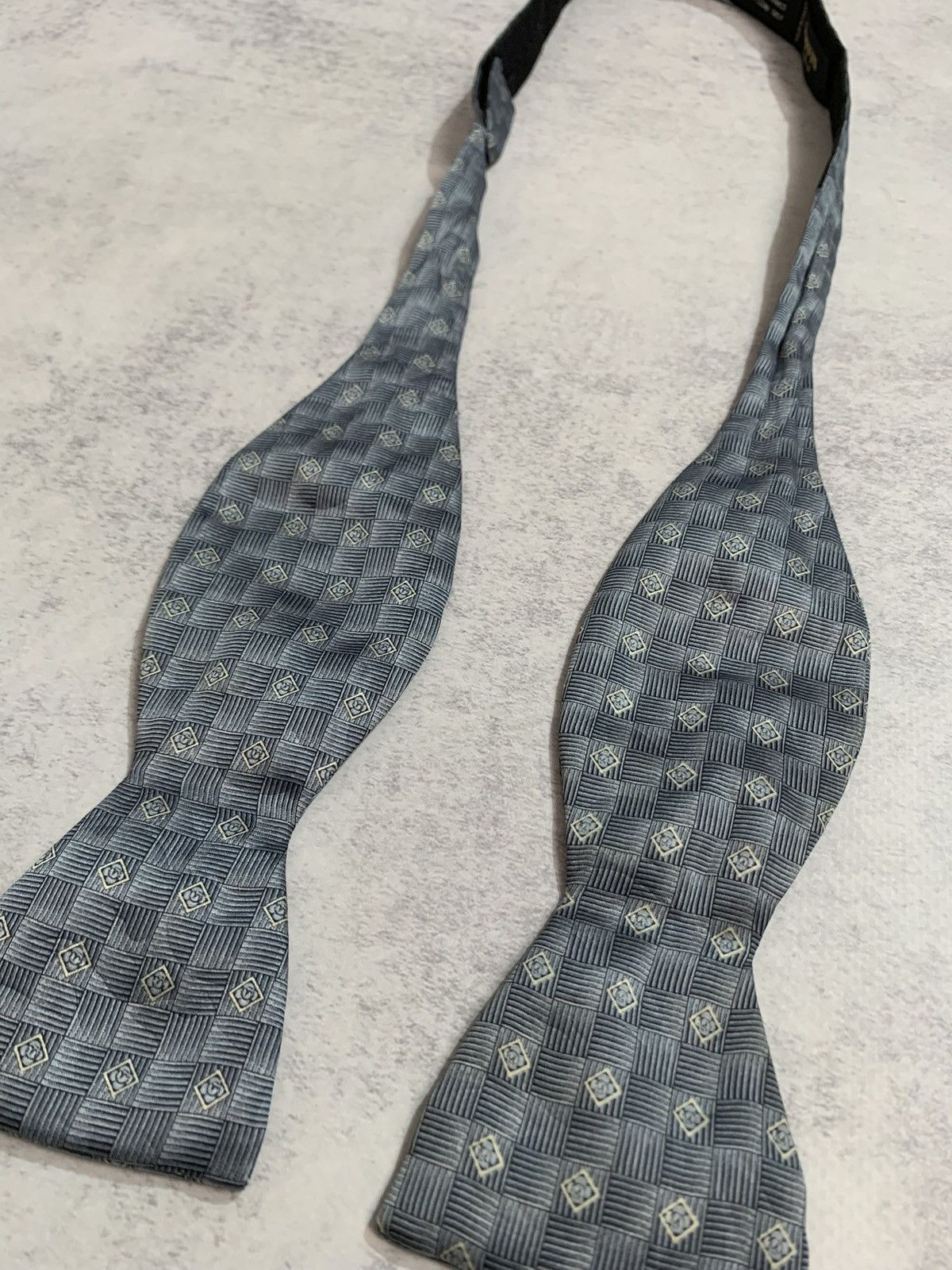 Lanvin Authentic Lanvin Paris Self-Tie Bow Tie Size ONE SIZE - 8 Thumbnail