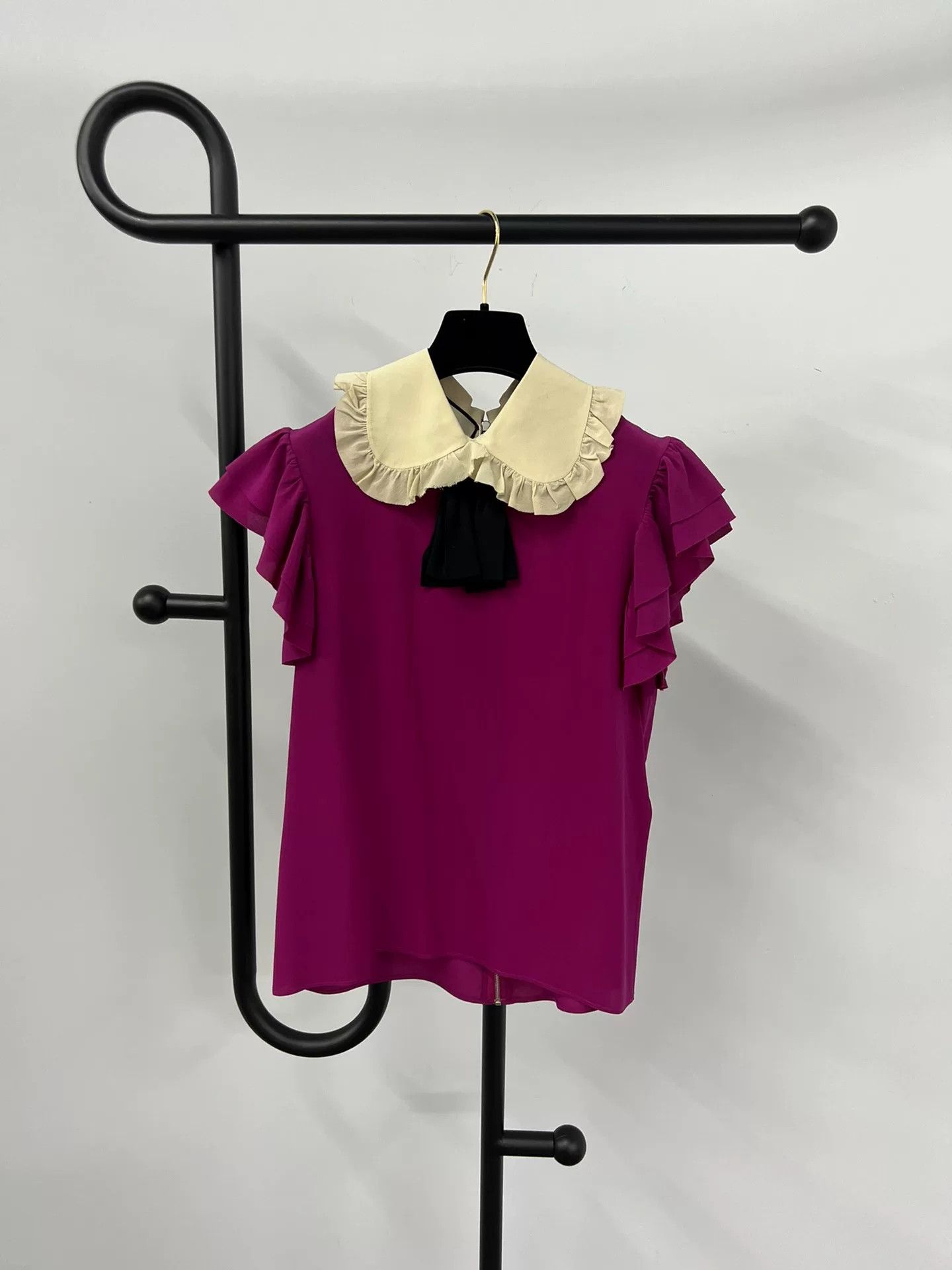 Gucci Gucci Silk Bow Short Sleeve Top Size US M / EU 48-50 / 2 - 1 Thumbnail