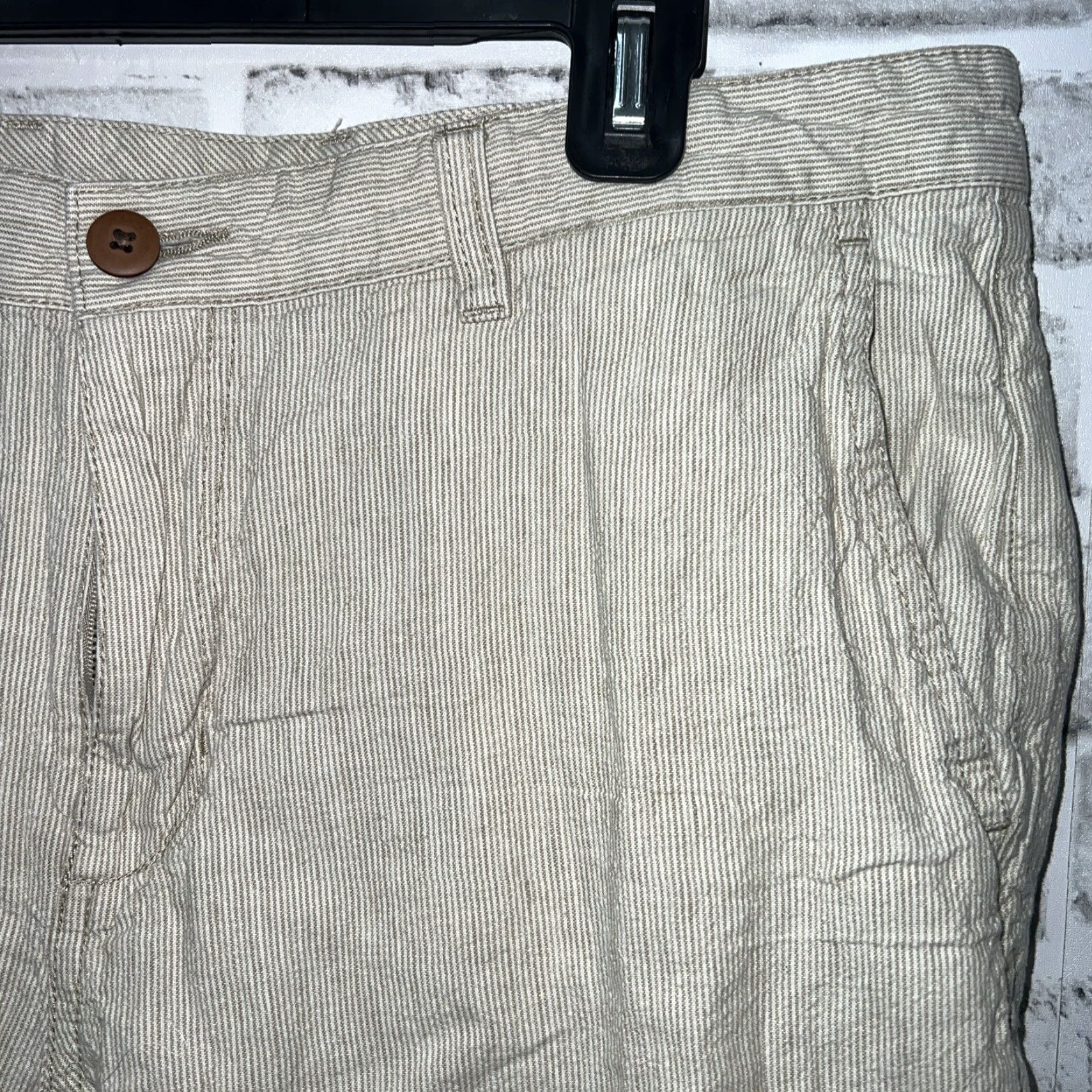 Tommy Bahama Tommy Bahama Beige Linen Blend Striped Shorts Mens Size 36 Chino Linen Beige Striped Mens 36 Size US 36 / EU 52 - 2 Thumbnail