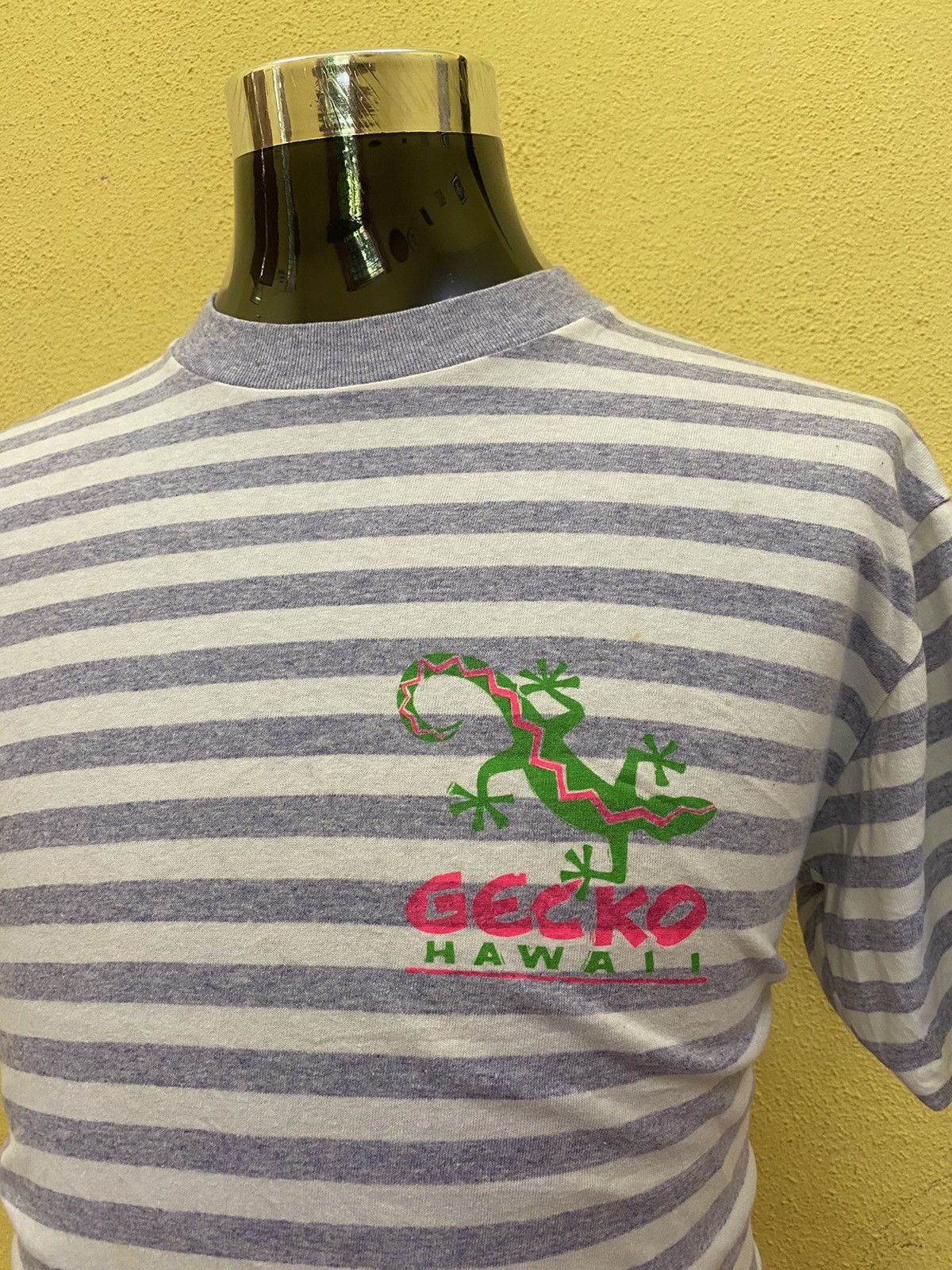 Other Hawaii gecko tshirt Size US M / EU 48-50 / 2 - 9 Thumbnail