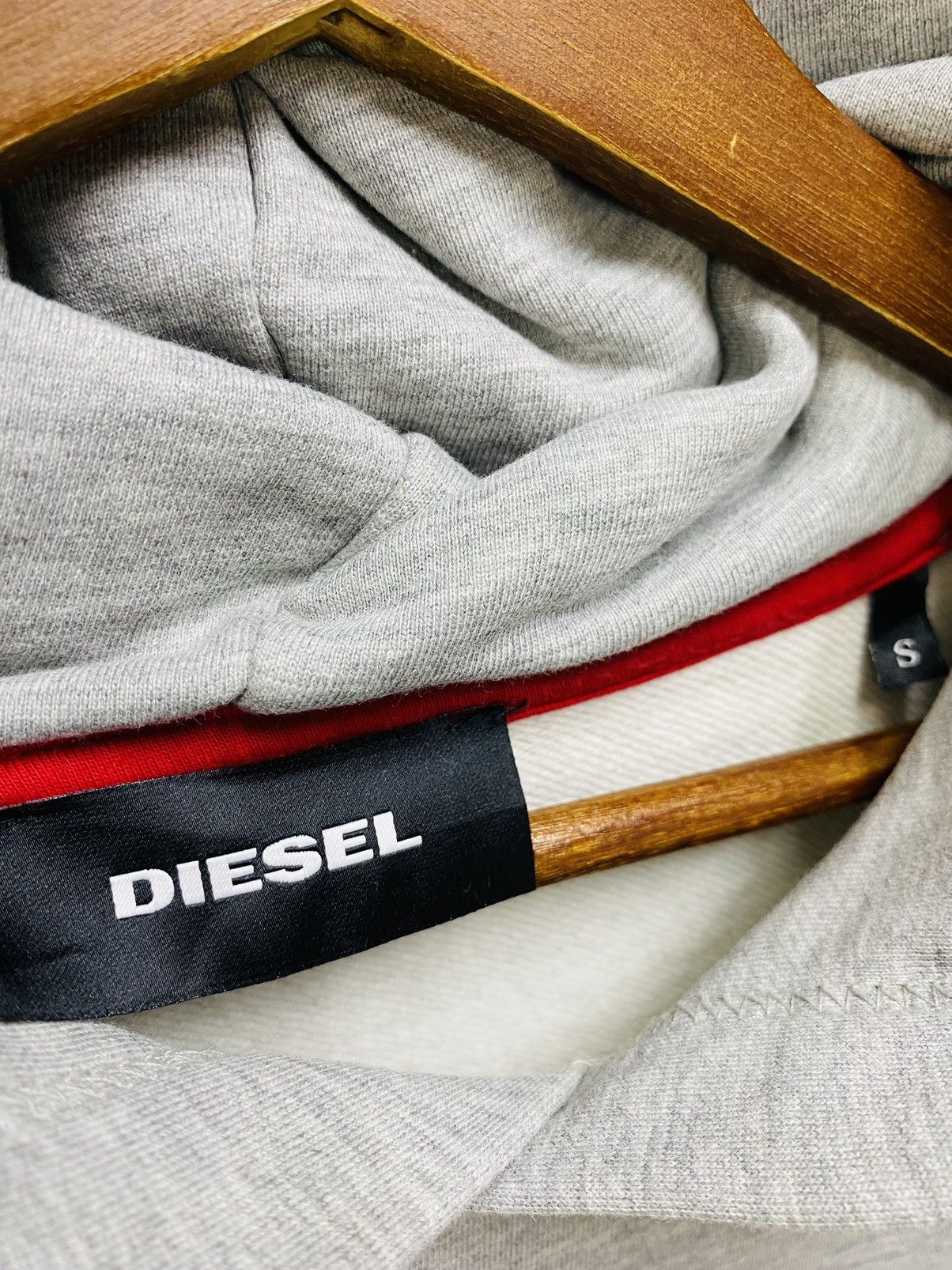 Diesel Vintage Diesel Hoodie Sweatshirt Big Spellout Size Small Size US S / EU 44-46 / 1 - 9 Thumbnail