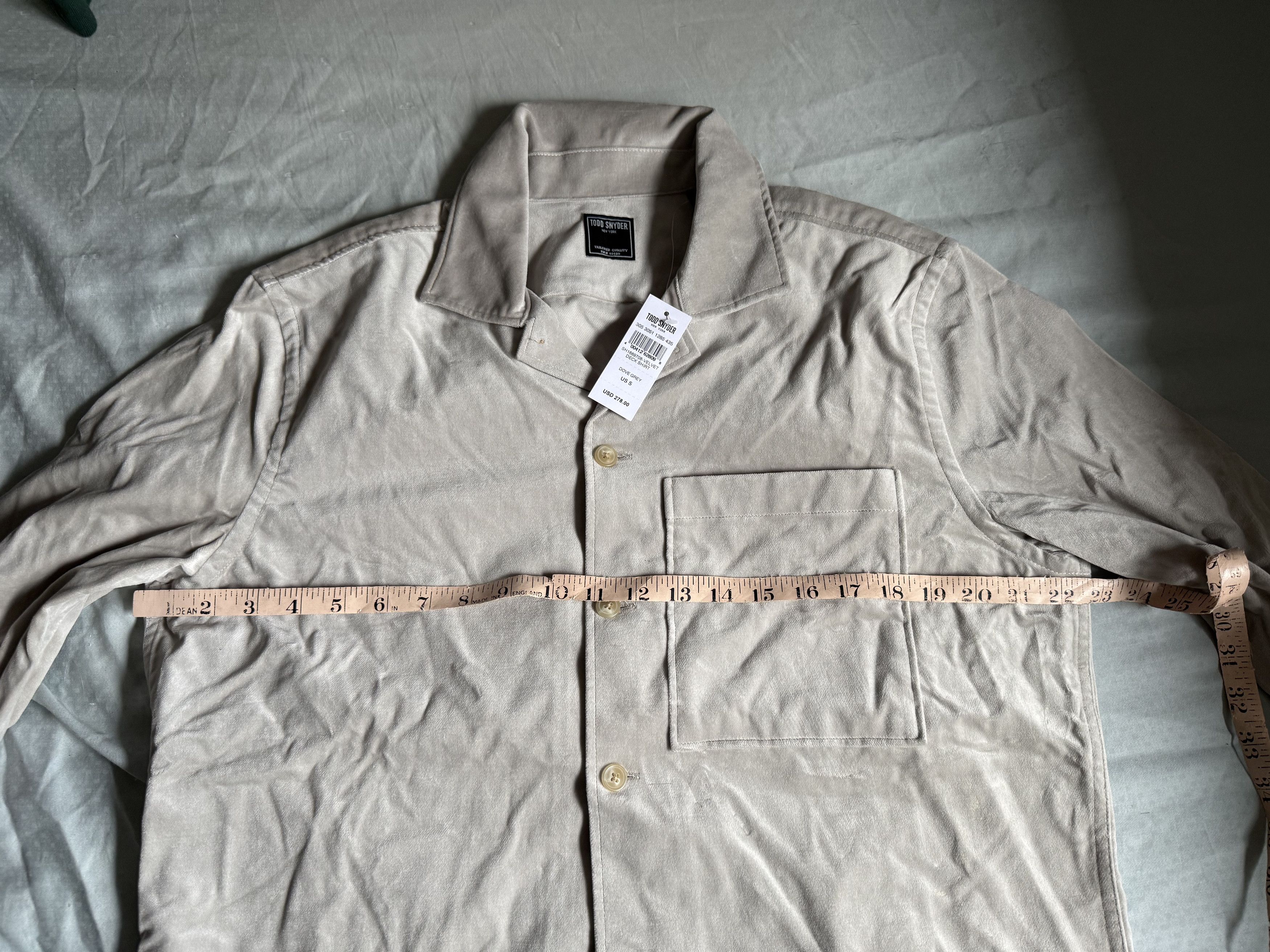 Todd Snyder Todd Snyder Velvet Deck Shirt Small GREY (Relaxed Fit) $278 Size US S / EU 44-46 / 1 - 3 Thumbnail