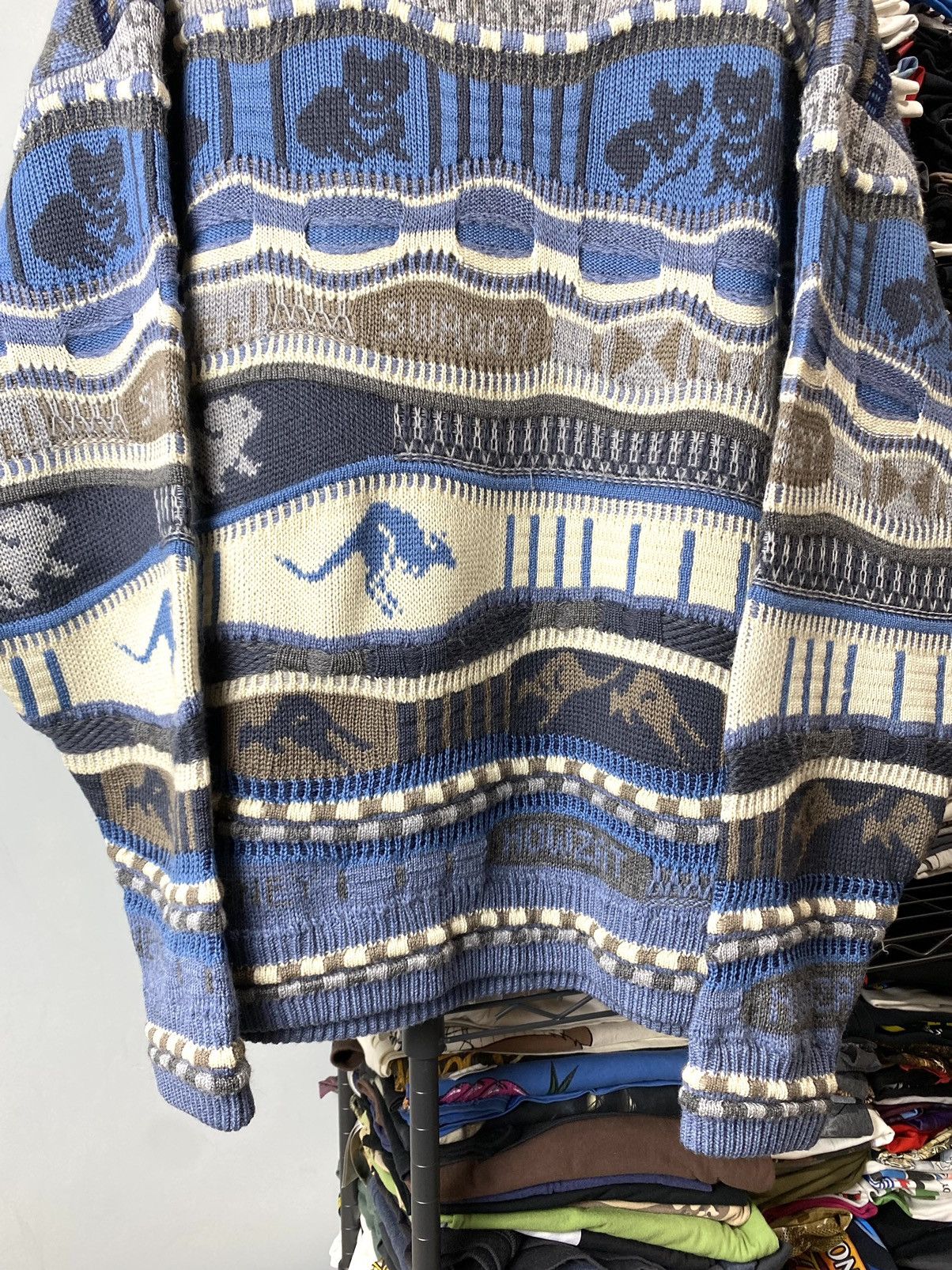 Coogi Rare! Vintage Corroboree Coogi Style Sweater Archive Size US XL / EU 56 / 4 - 3 Thumbnail