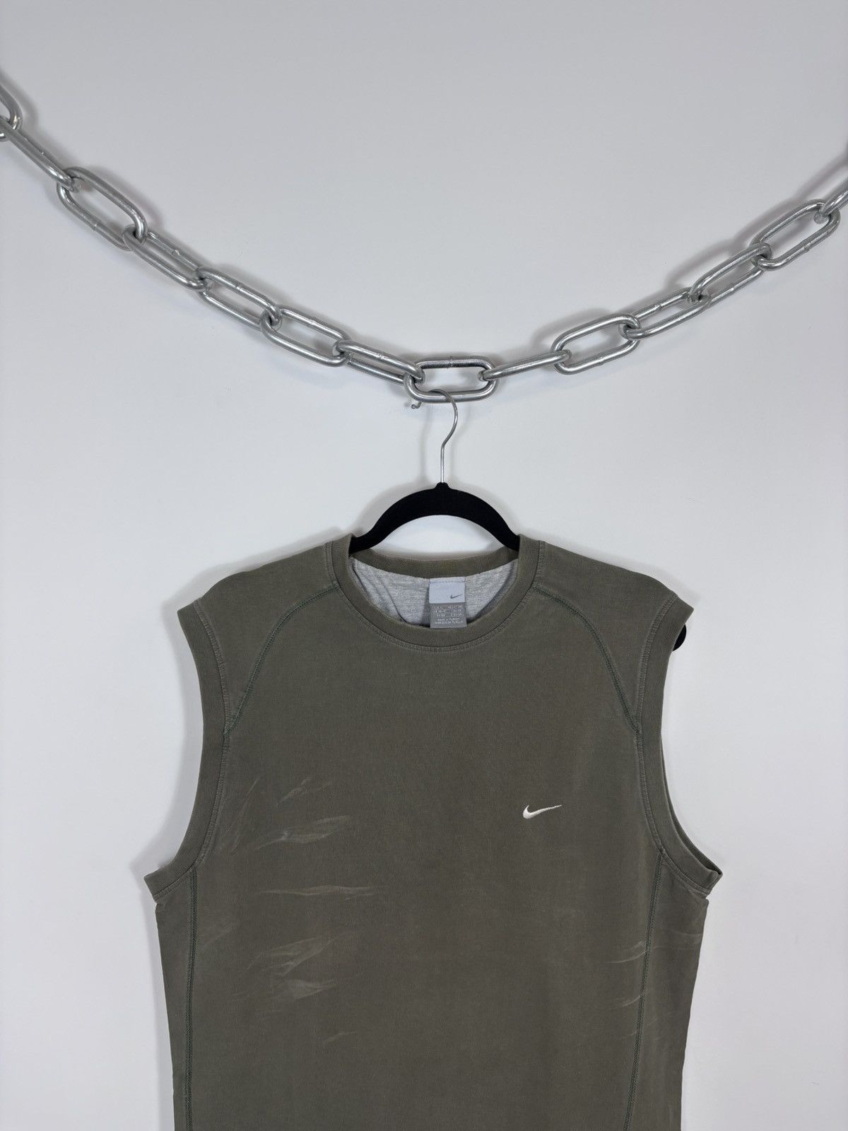 Nike Vintage Nike Y2K Khaki Green Swoosh Sleeveless Tank Top Tee Size US XL / EU 56 / 4 - 2 Thumbnail
