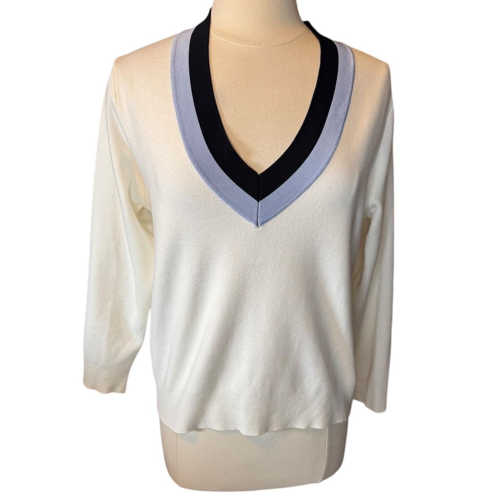 Mango Mango NEW V Neck Varsity Sweater Pullover Cream and Blue Size M / US 6-8 / IT 42-44 - 2 Thumbnail